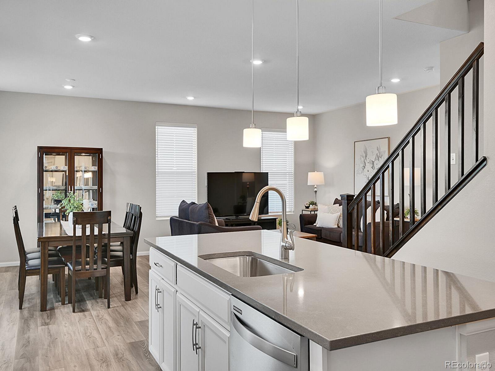 MLS Image #15 for 4552 s perth court,aurora, Colorado
