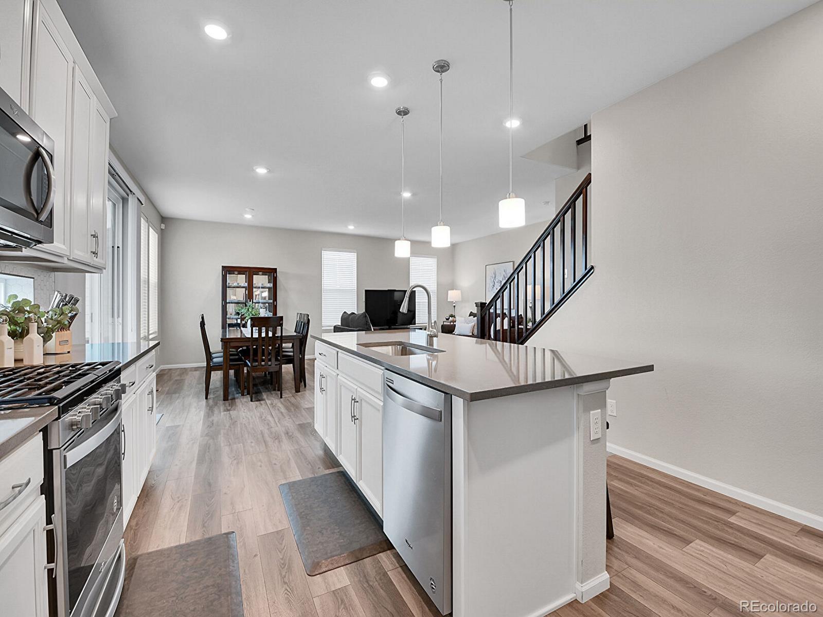 MLS Image #16 for 4552 s perth court,aurora, Colorado