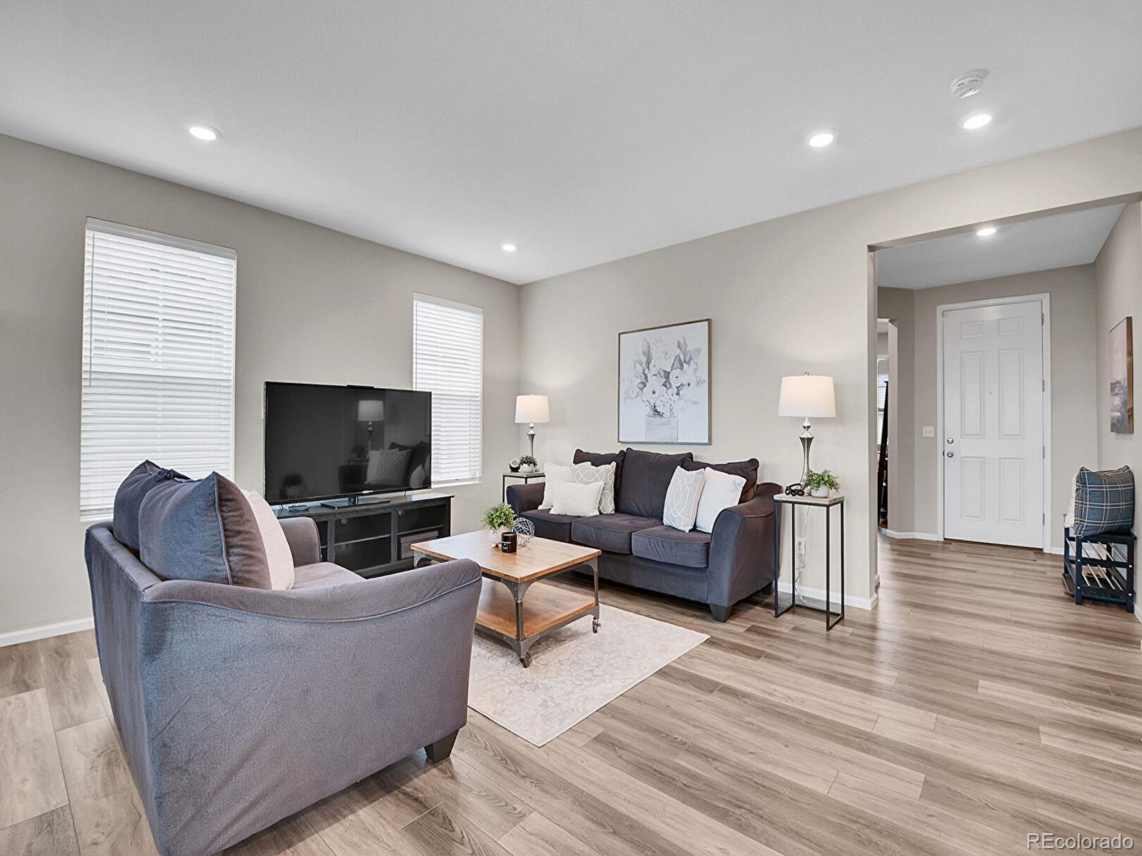 MLS Image #7 for 4552 s perth court,aurora, Colorado