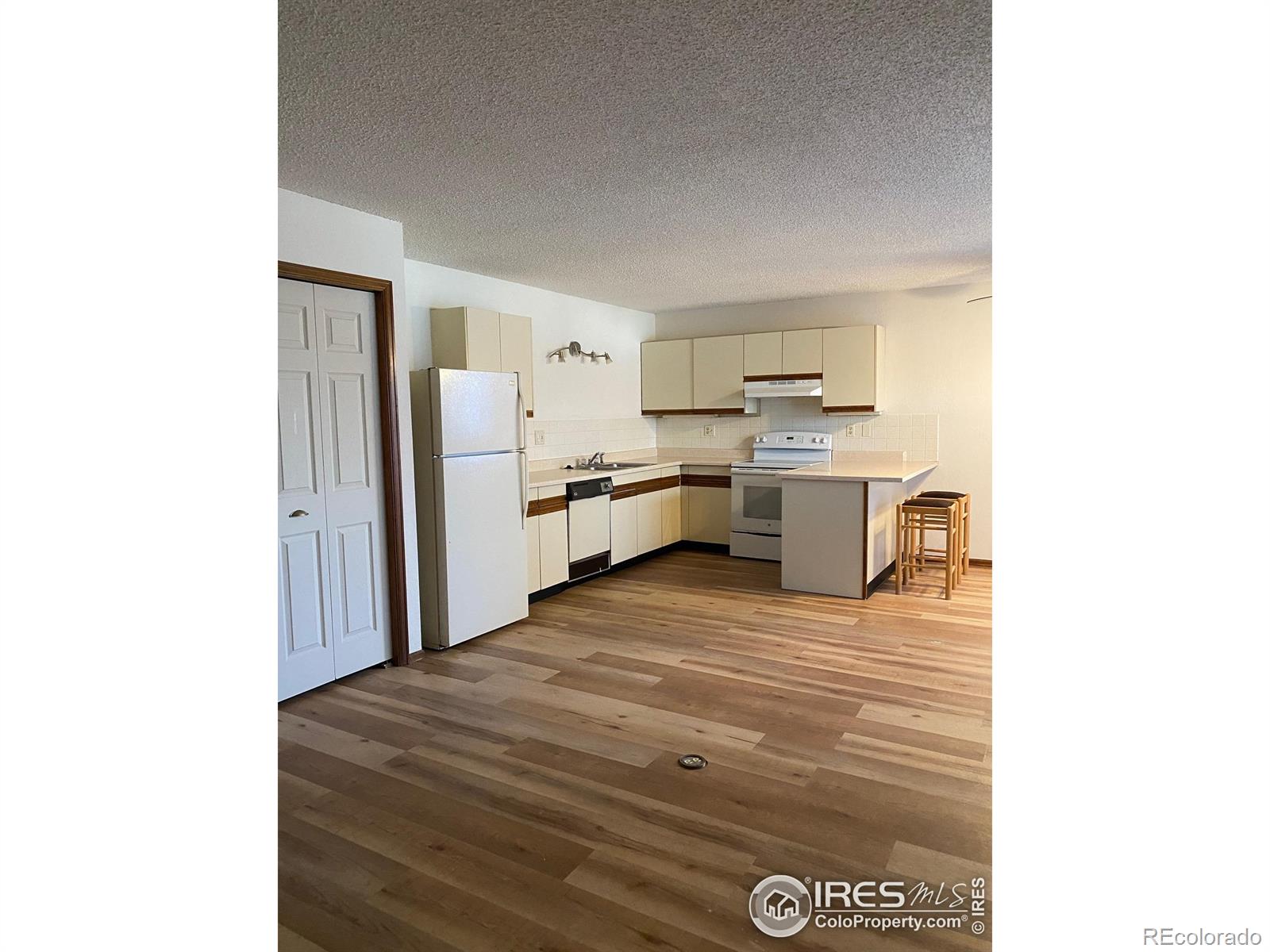 MLS Image #4 for 1961  centennial drive,louisville, Colorado