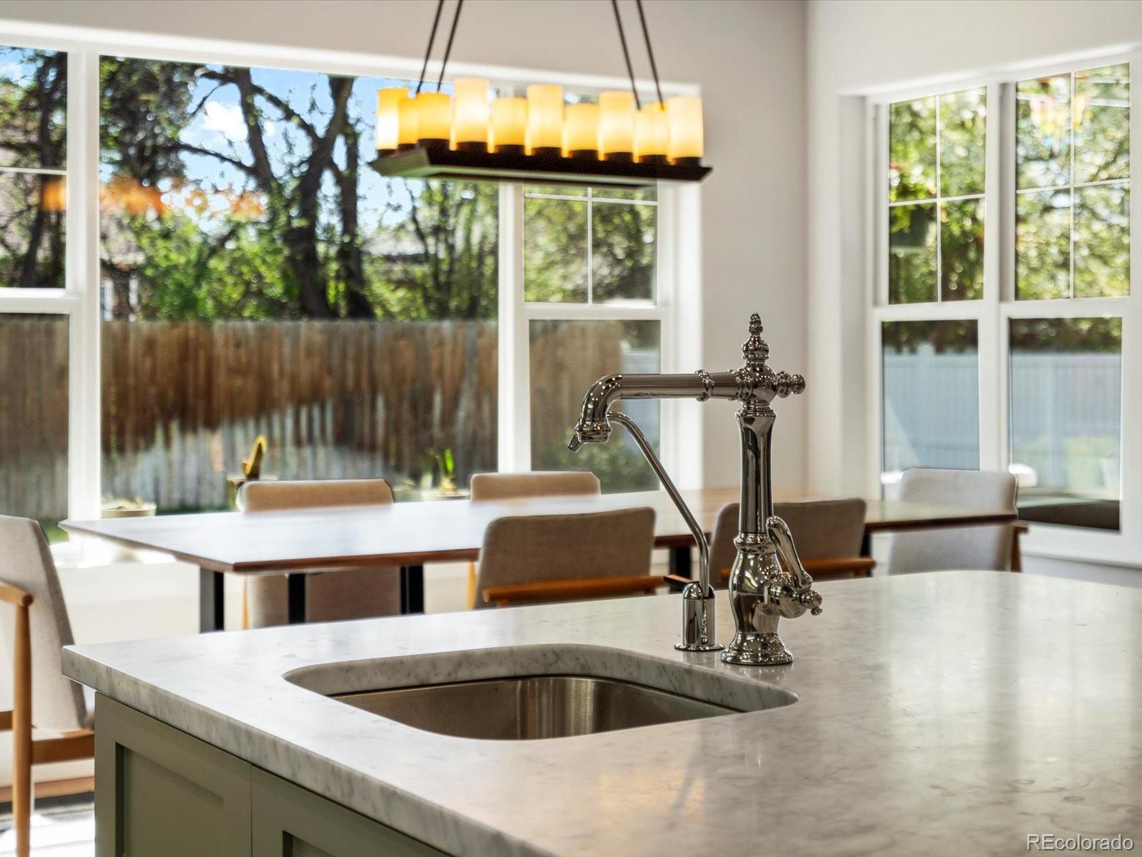 MLS Image #13 for 810  jasmine street,denver, Colorado