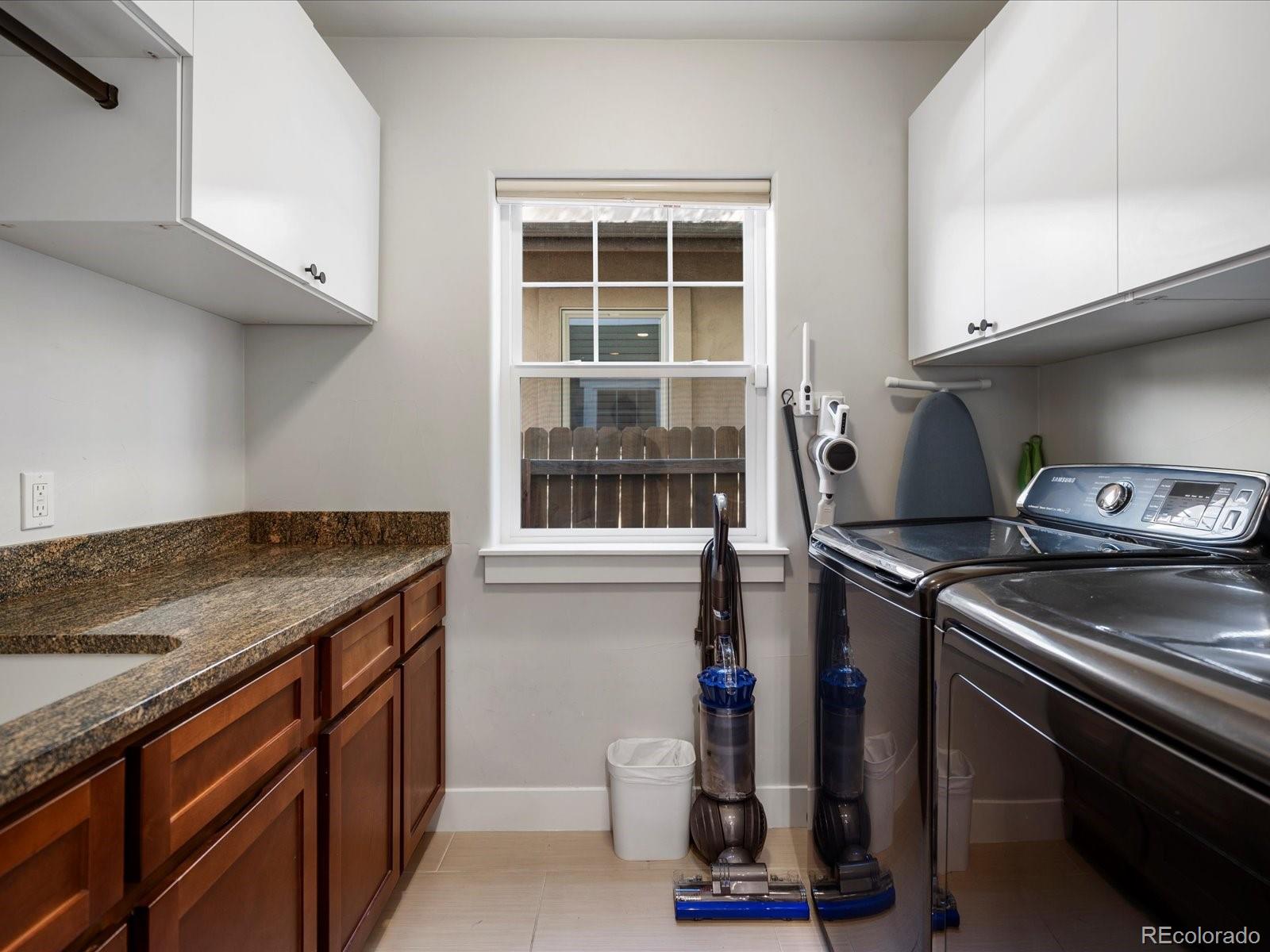 MLS Image #22 for 810  jasmine street,denver, Colorado