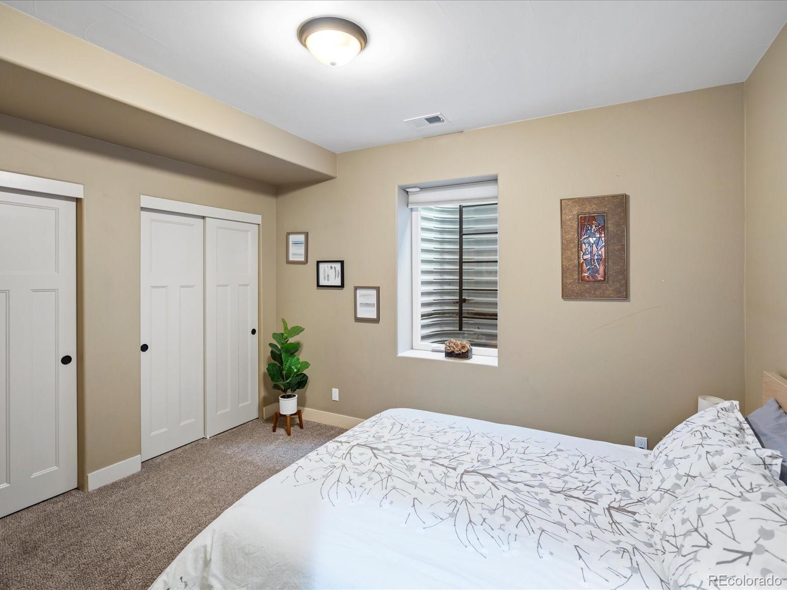 MLS Image #24 for 810  jasmine street,denver, Colorado