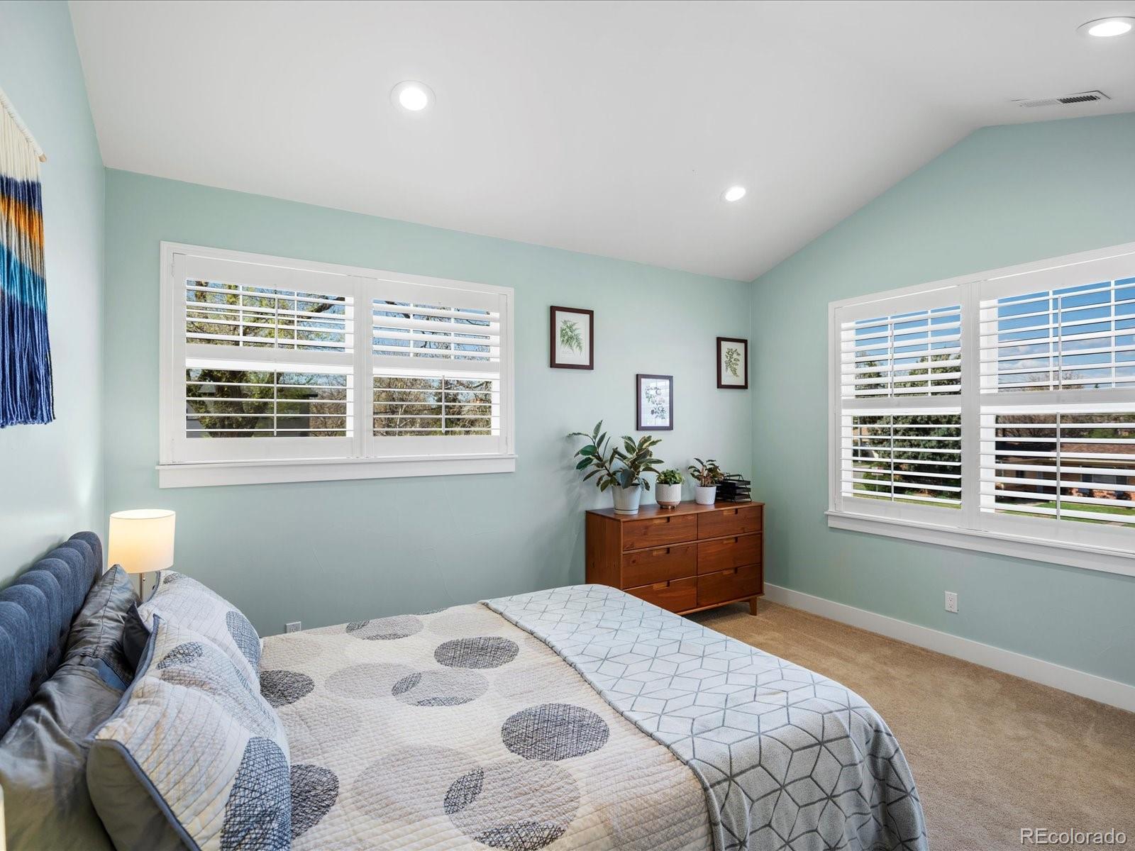 MLS Image #32 for 810  jasmine street,denver, Colorado