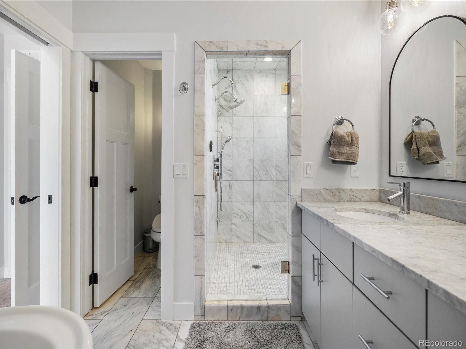 MLS Image #43 for 810  jasmine street,denver, Colorado