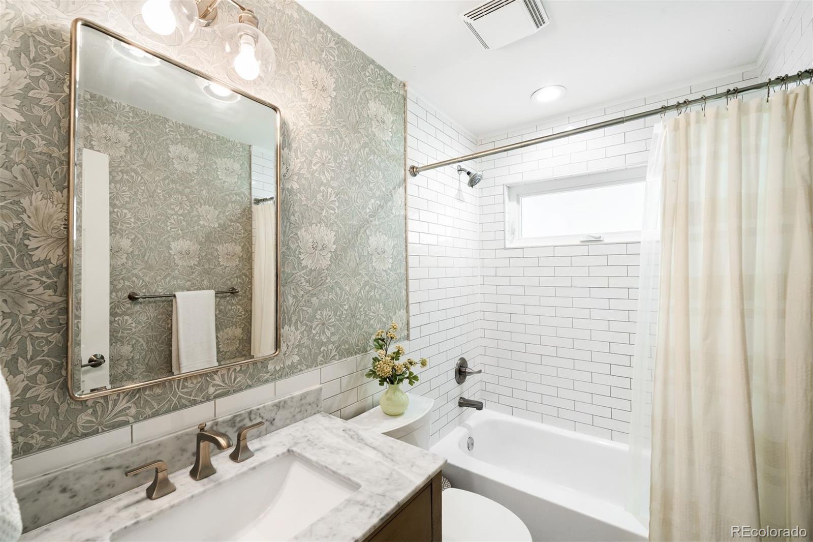 MLS Image #11 for 1757 s elm street,denver, Colorado