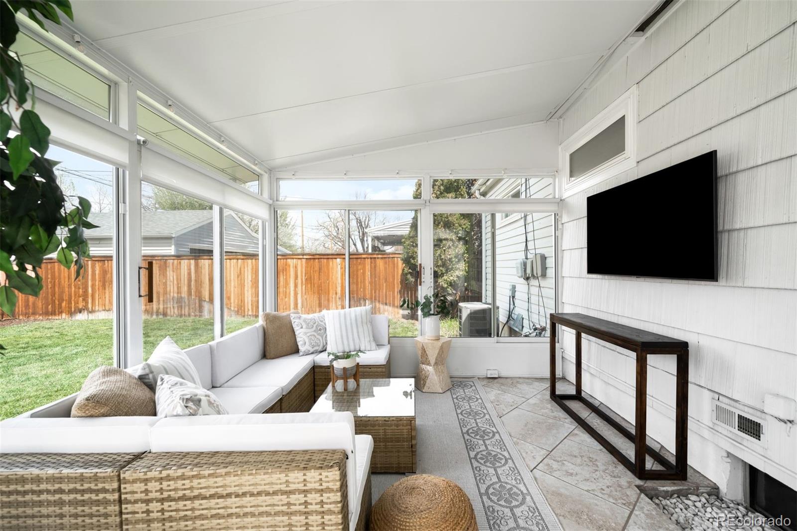MLS Image #8 for 1757 s elm street,denver, Colorado