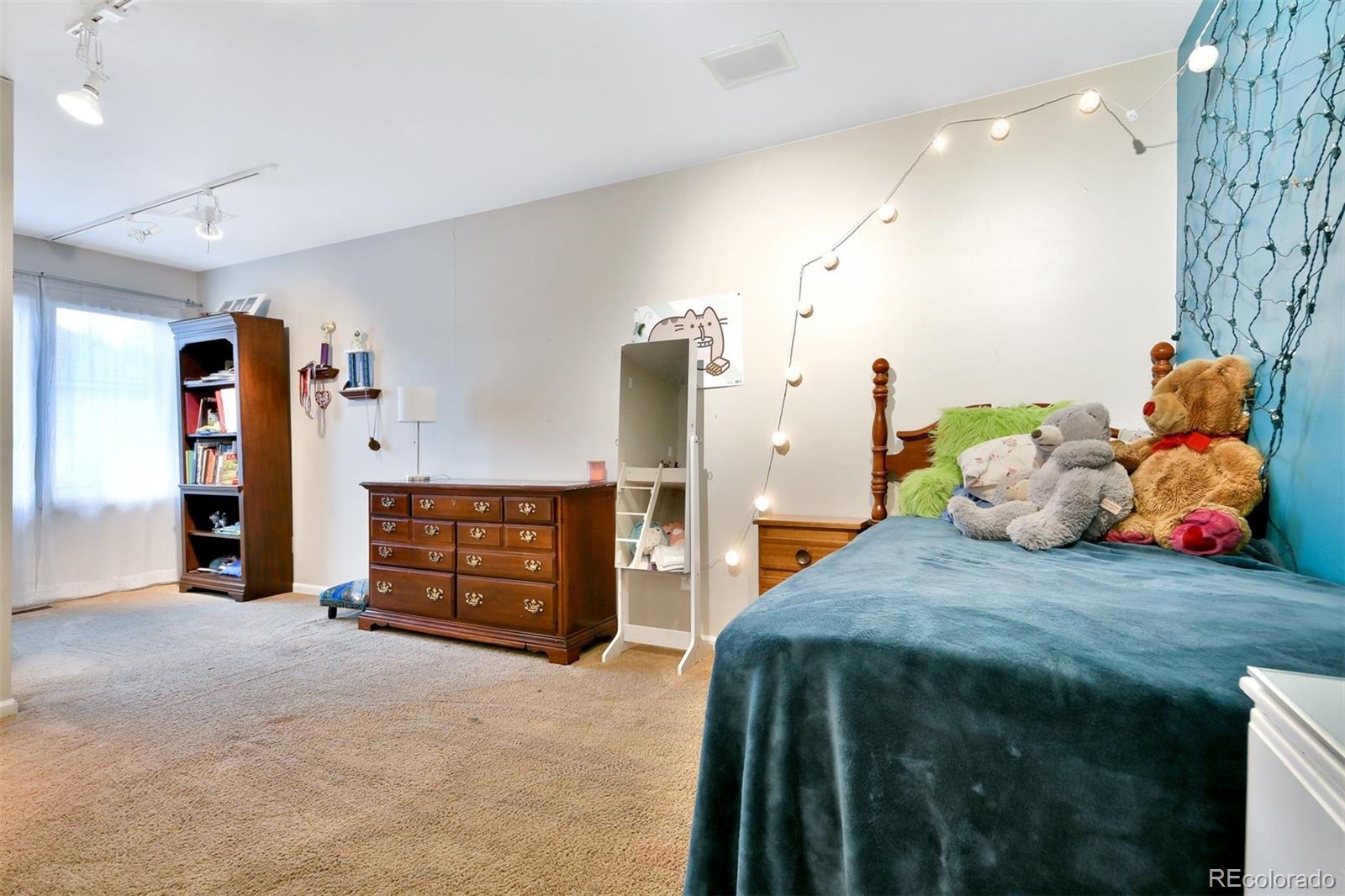 MLS Image #21 for 5329 s geneva street,englewood, Colorado