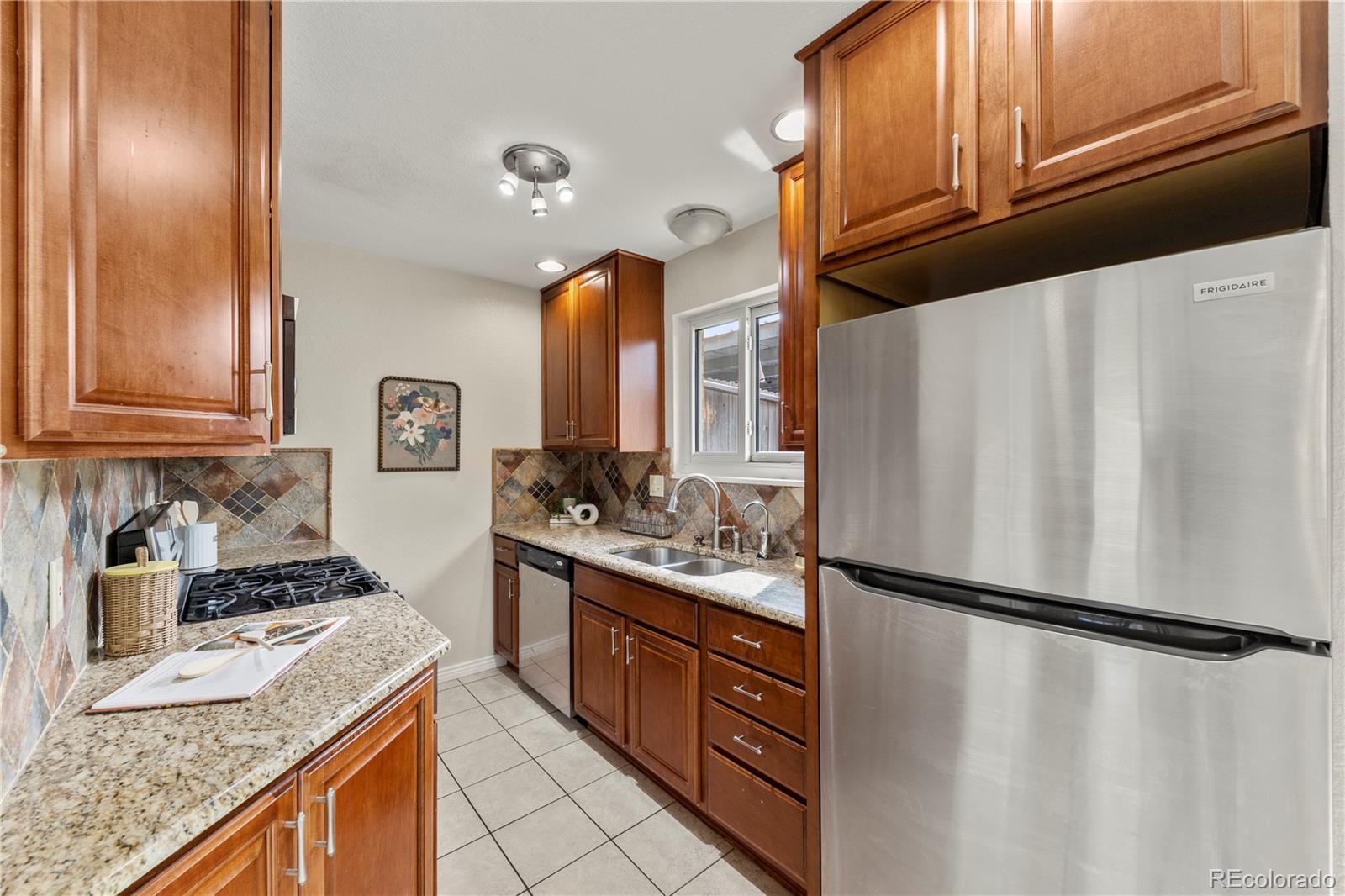 MLS Image #7 for 63 s holman way,golden, Colorado