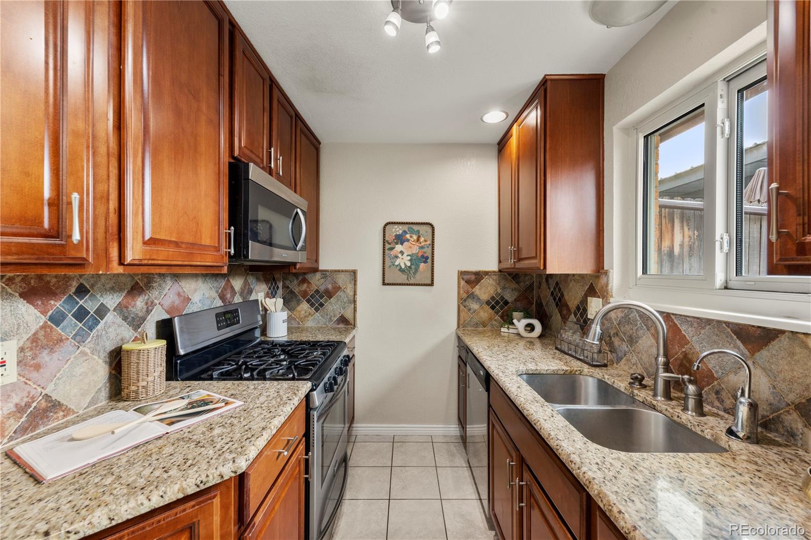 MLS Image #9 for 63 s holman way,golden, Colorado