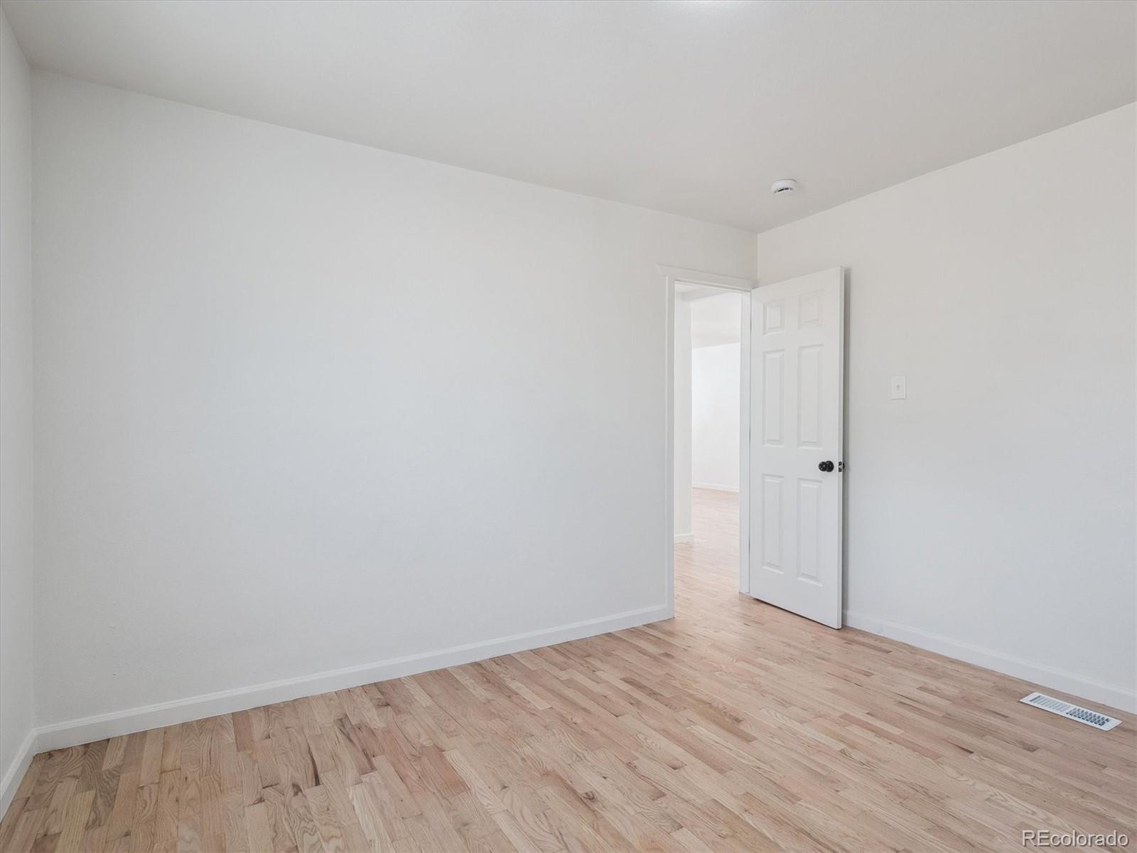 MLS Image #13 for 3110 w 66th avenue,denver, Colorado