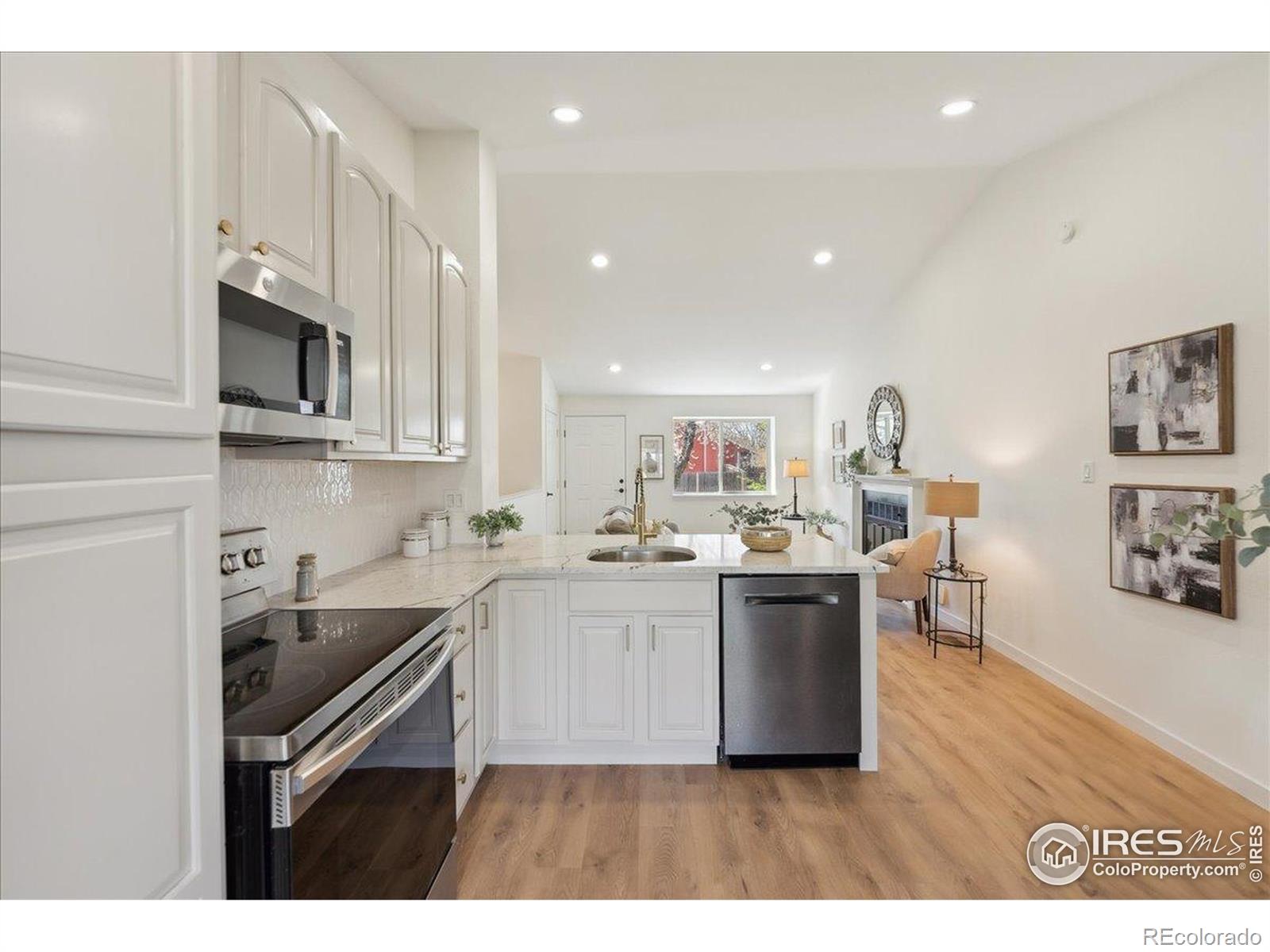 MLS Image #6 for 2476  sunset drive,longmont, Colorado
