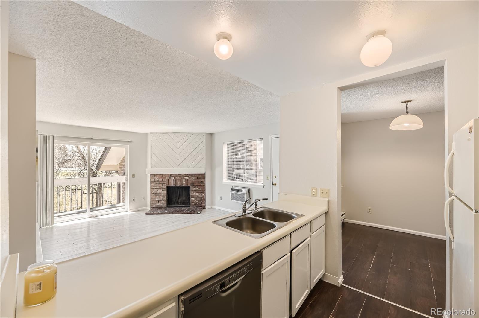 MLS Image #5 for 14500 e 2nd avenue,aurora, Colorado