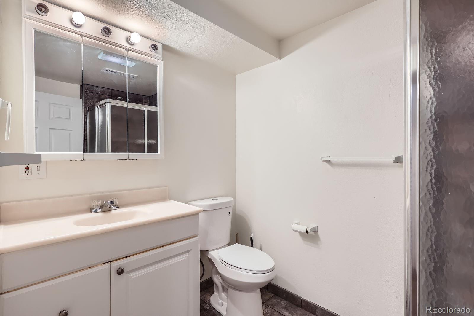 MLS Image #19 for 14803 e 47th avenue,denver, Colorado