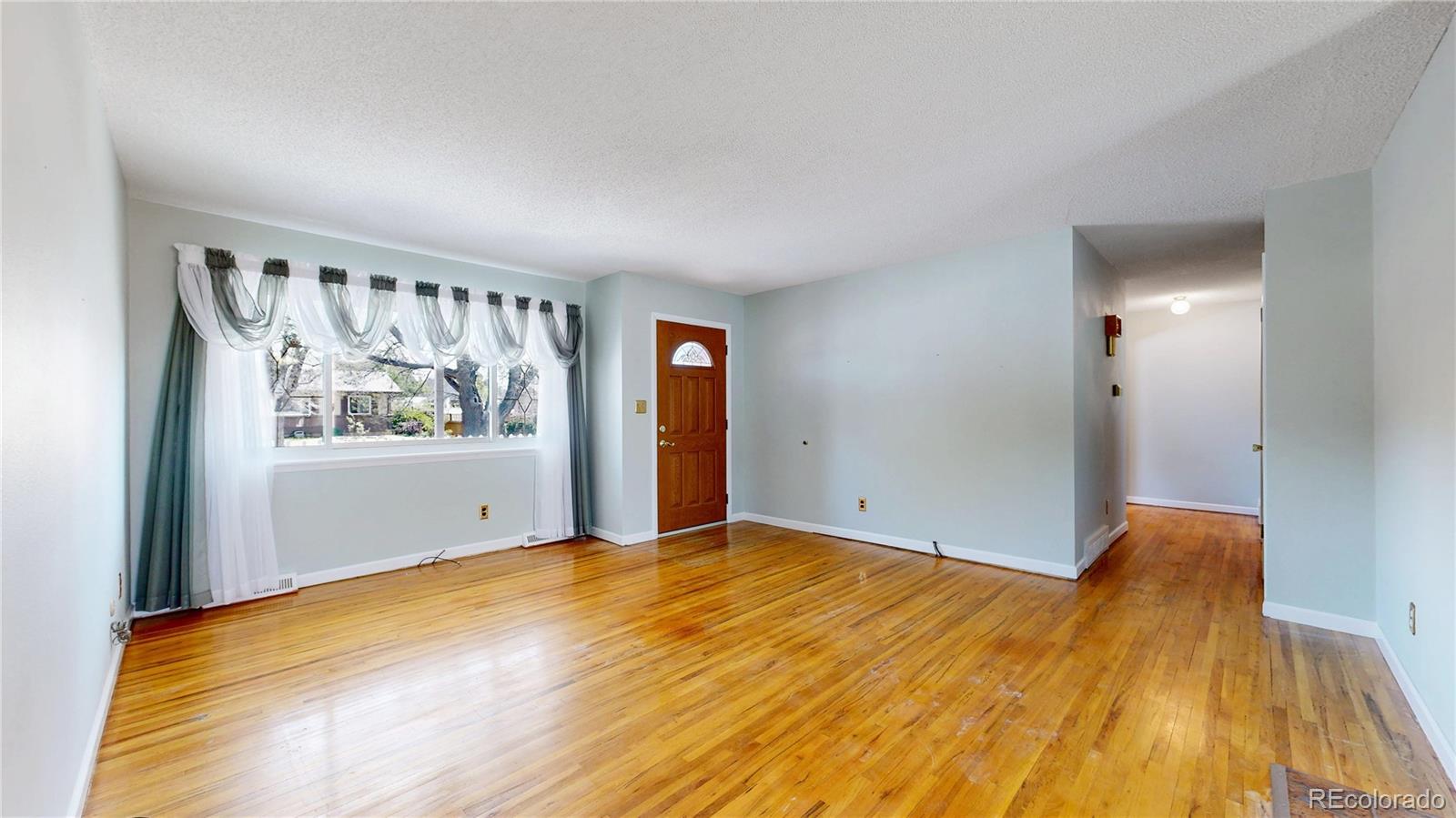 MLS Image #11 for 921 s wheeling street,aurora, Colorado
