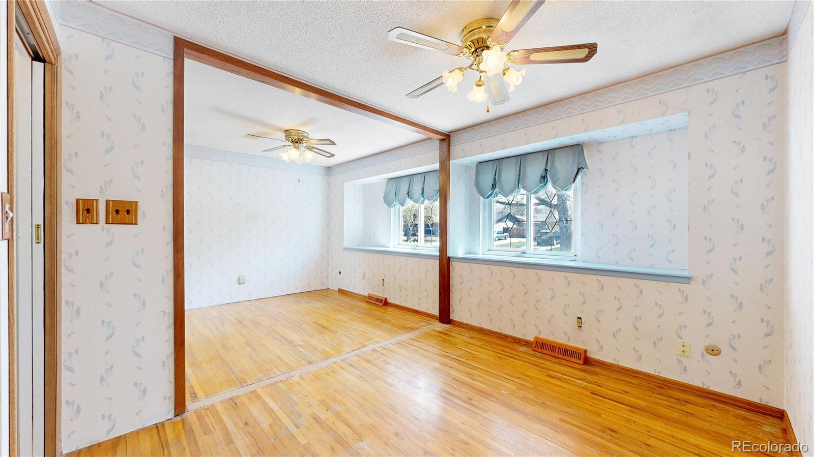 MLS Image #18 for 921 s wheeling street,aurora, Colorado