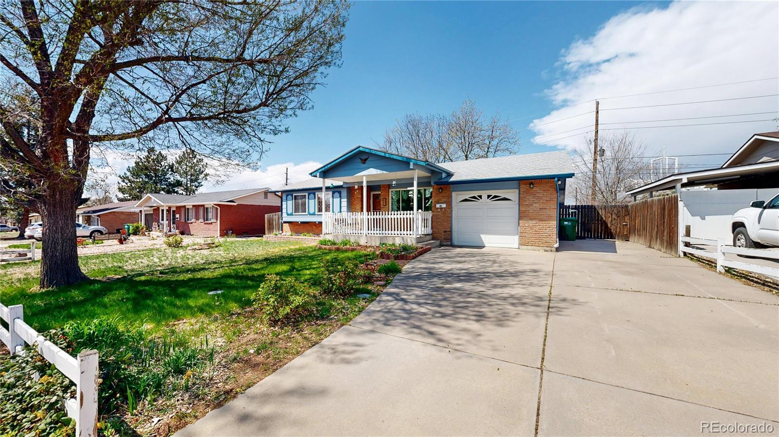 MLS Image #3 for 921 s wheeling street,aurora, Colorado