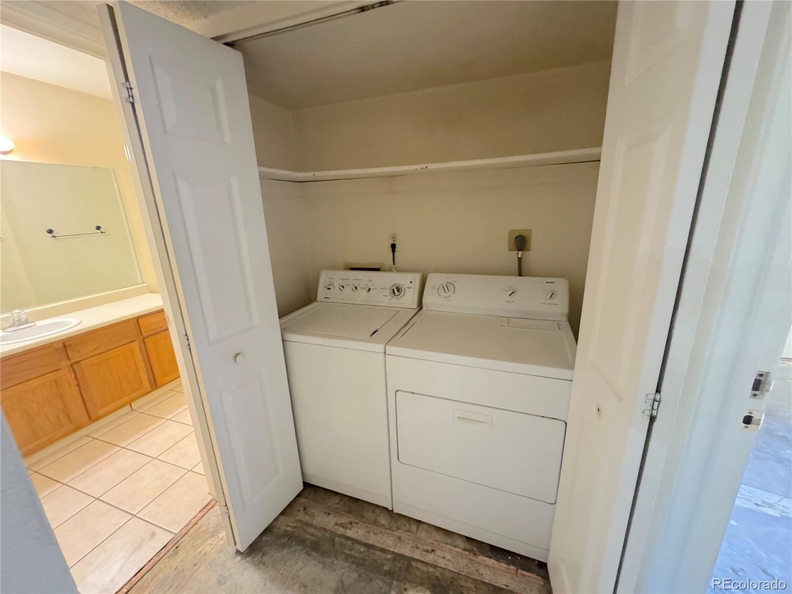 MLS Image #13 for 3344 s ammons street,lakewood, Colorado