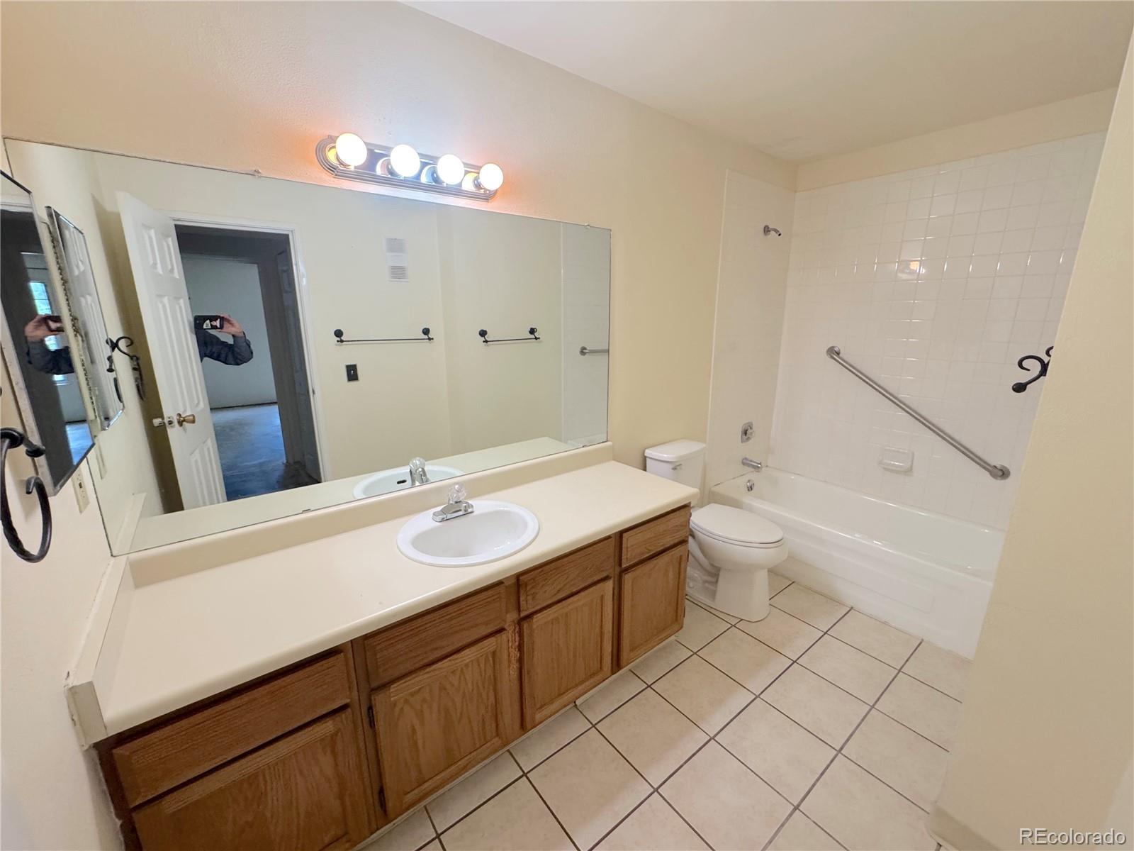 MLS Image #14 for 3344 s ammons street,lakewood, Colorado