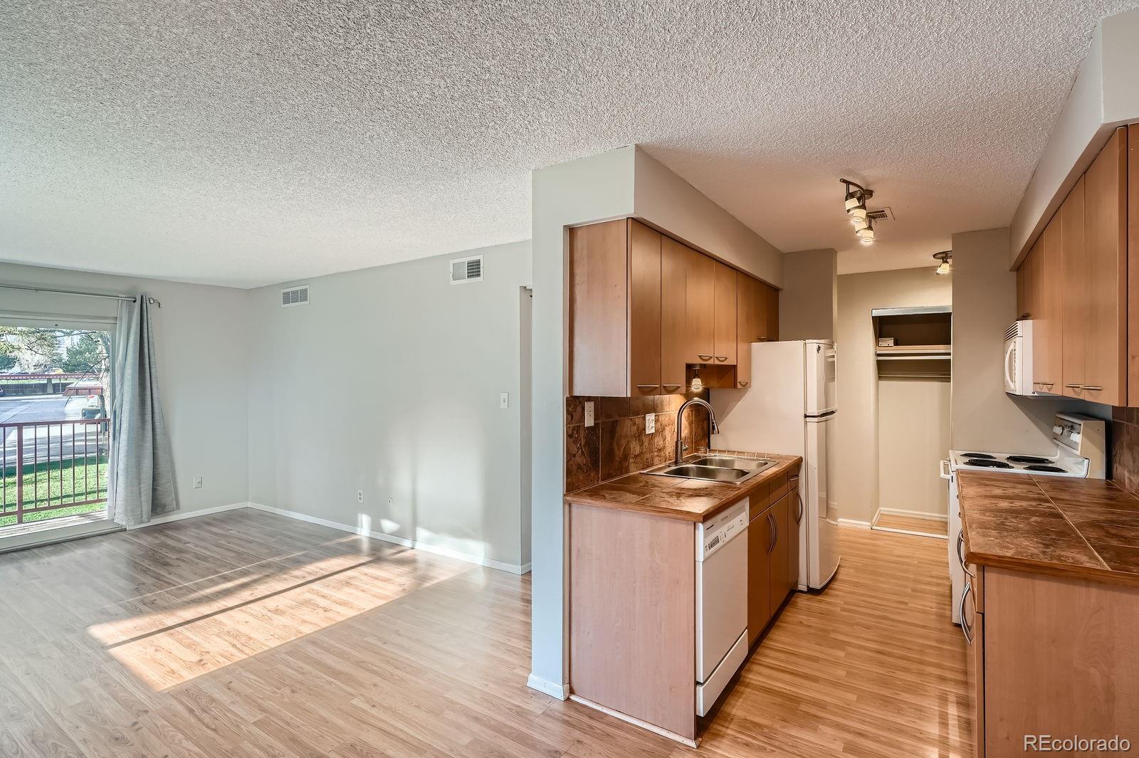MLS Image #7 for 7755 e quincy avenue,denver, Colorado