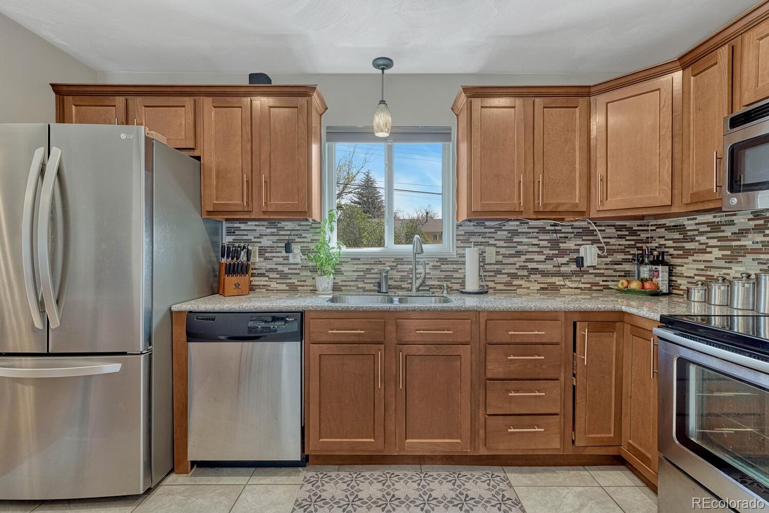 MLS Image #11 for 1907  snyder avenue,colorado springs, Colorado