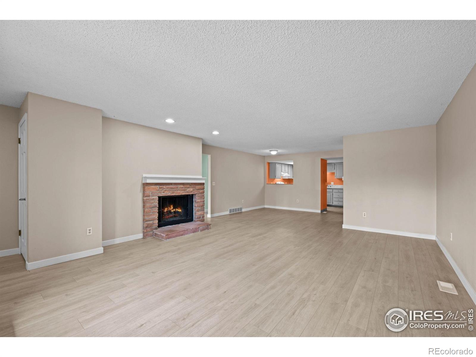 MLS Image #14 for 400  emery street,longmont, Colorado