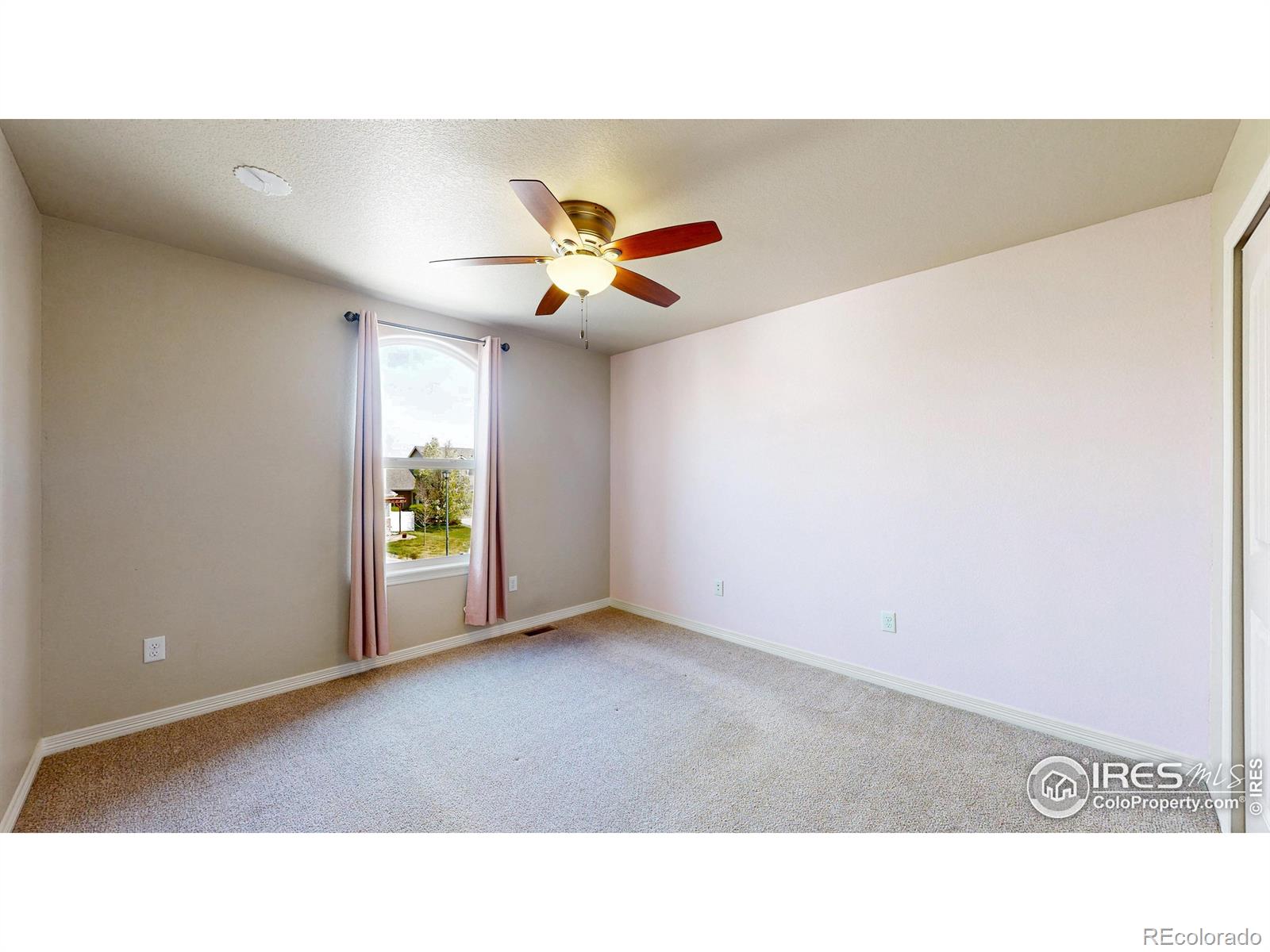 MLS Image #16 for 677  shoshone court,windsor, Colorado