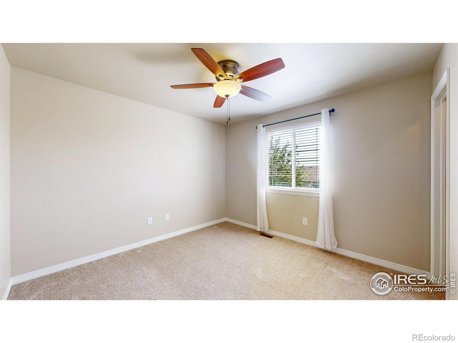 MLS Image #18 for 677  shoshone court,windsor, Colorado