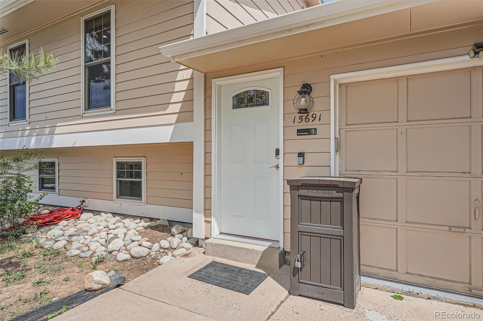 MLS Image #2 for 15691 e atlantic circle,aurora, Colorado