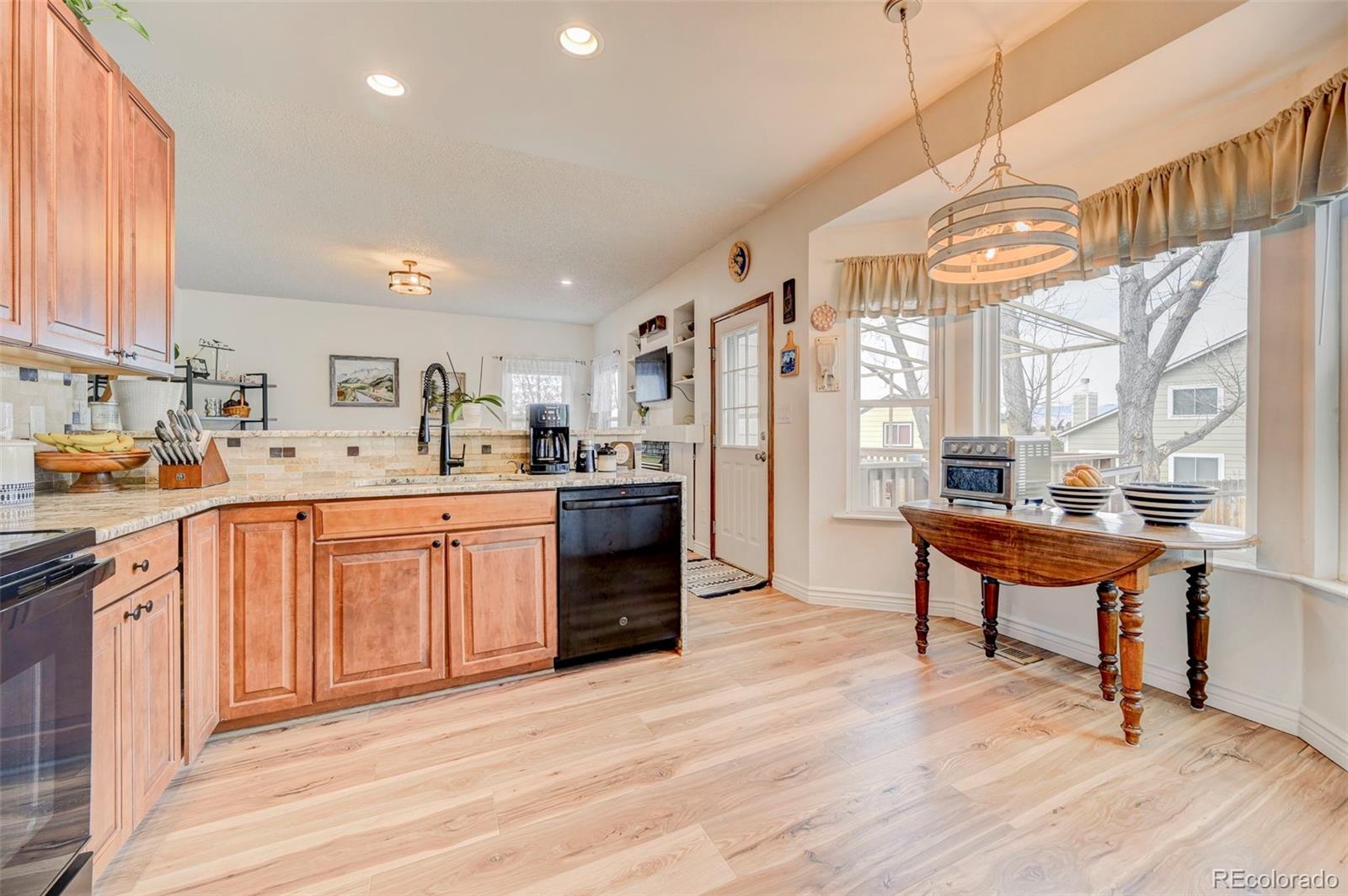 MLS Image #10 for 4838  herndon circle,colorado springs, Colorado
