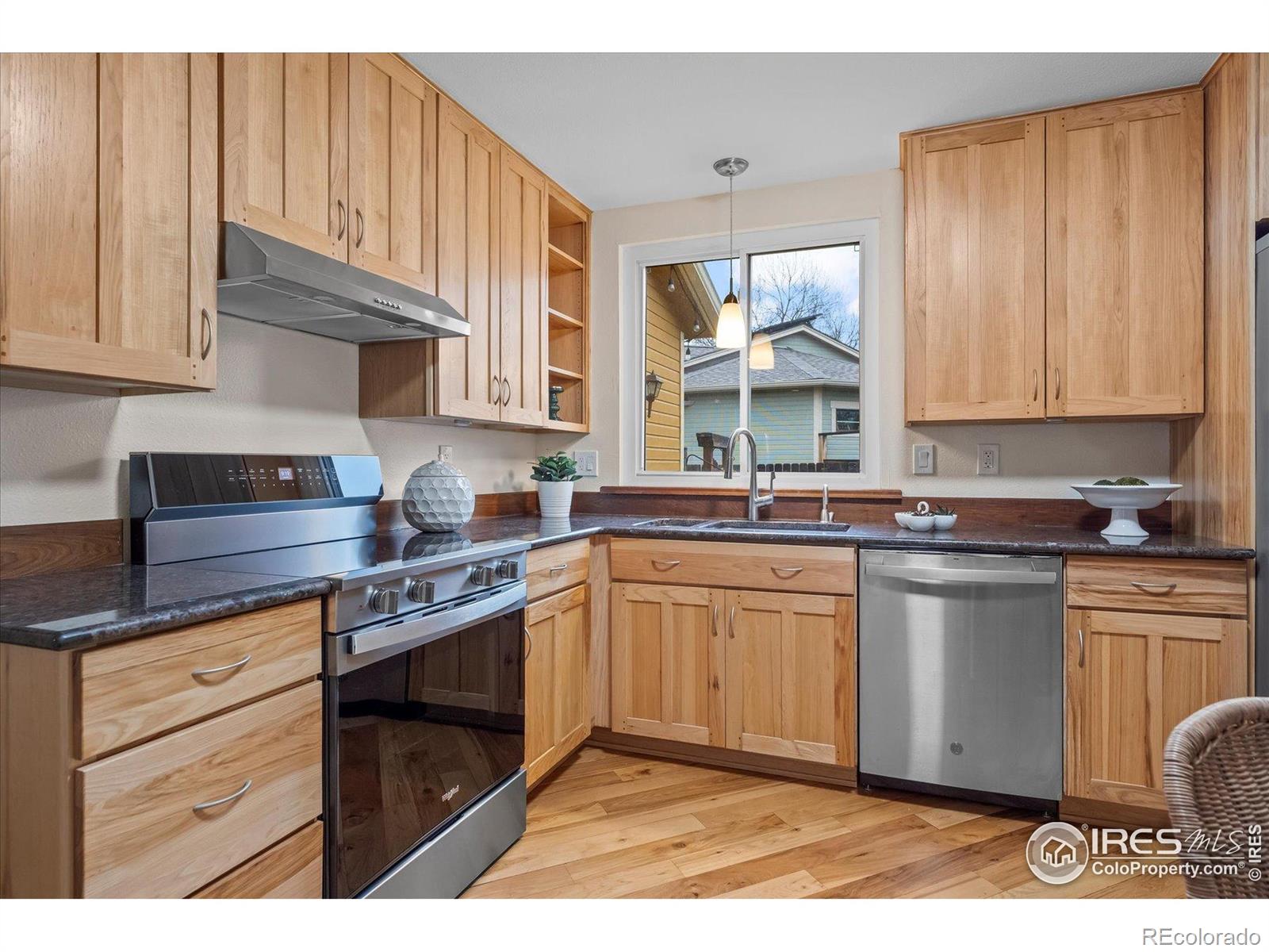 MLS Image #12 for 593  juniper court,louisville, Colorado
