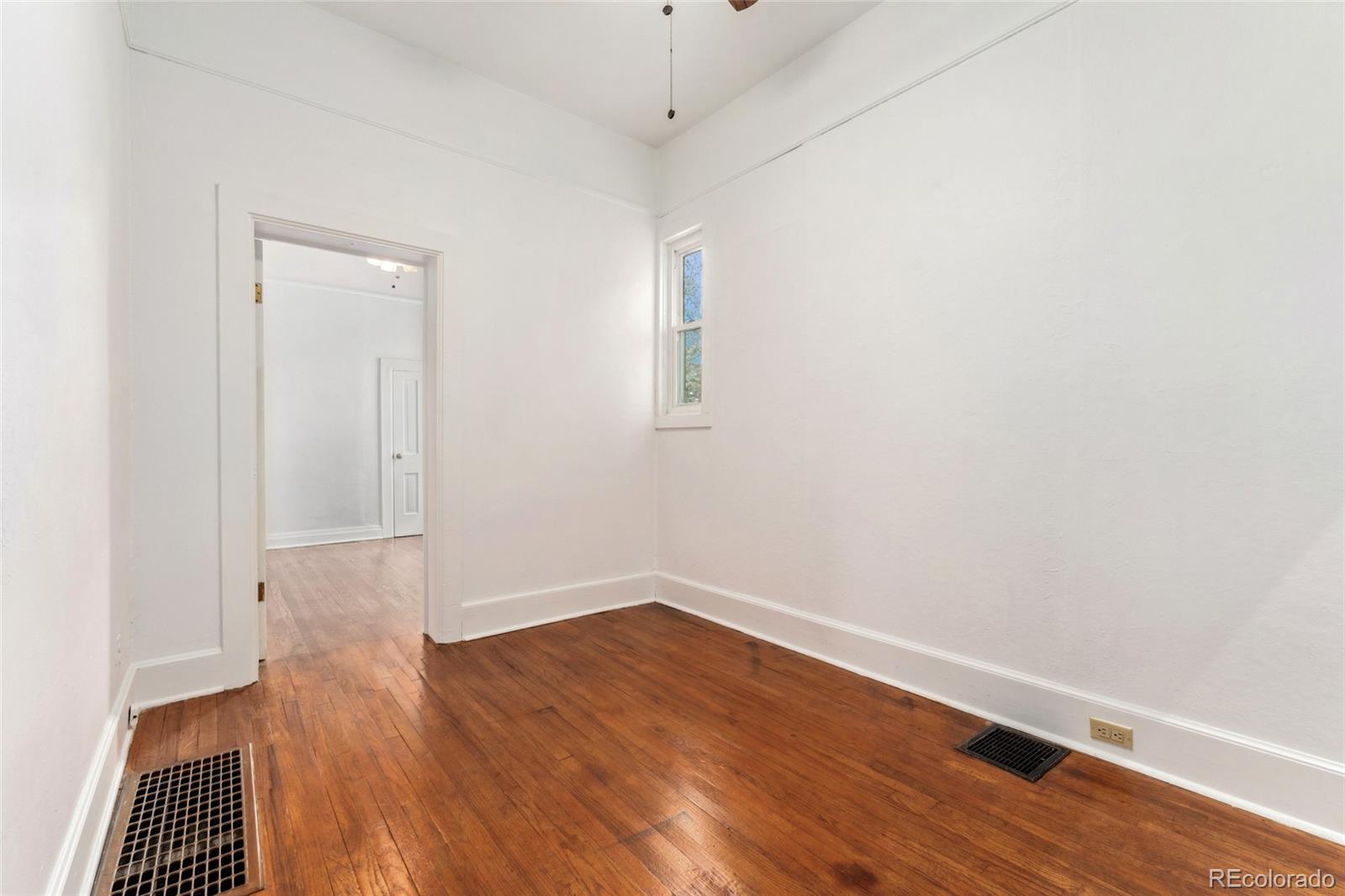 MLS Image #13 for 1748 s logan street,denver, Colorado