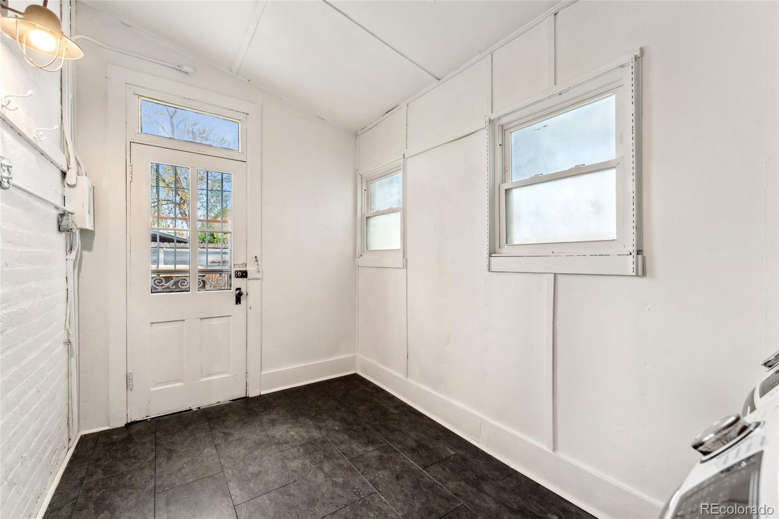 MLS Image #24 for 1748 s logan street,denver, Colorado