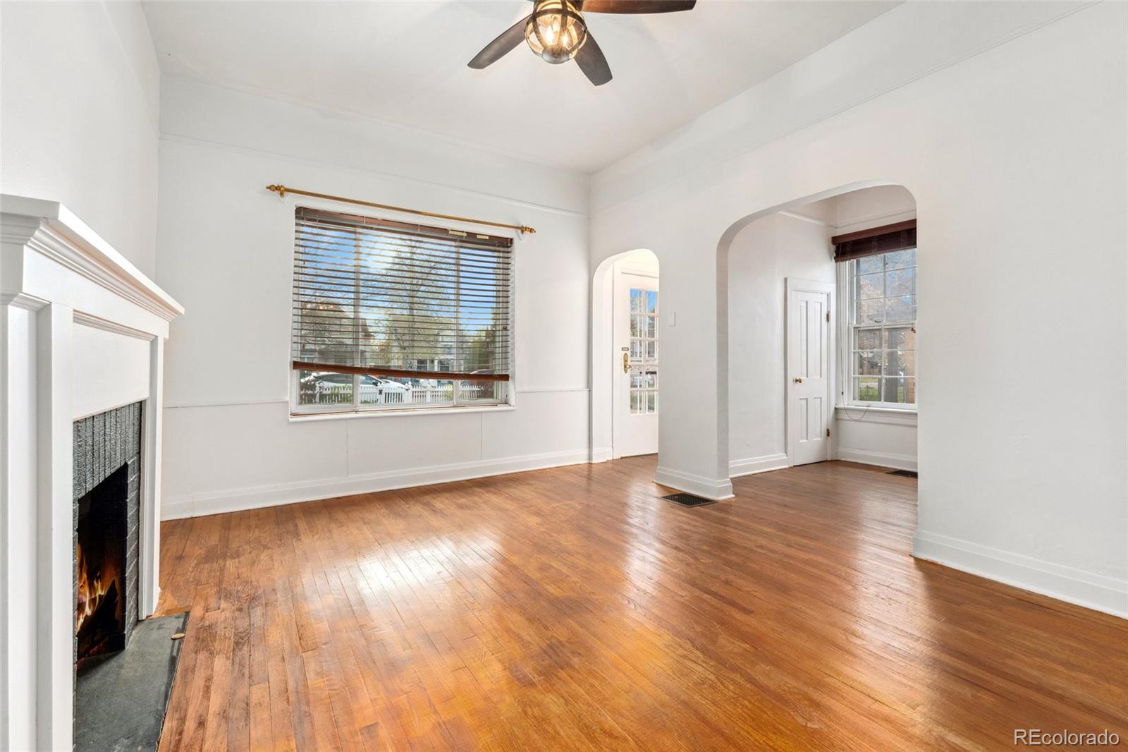 MLS Image #5 for 1748 s logan street,denver, Colorado