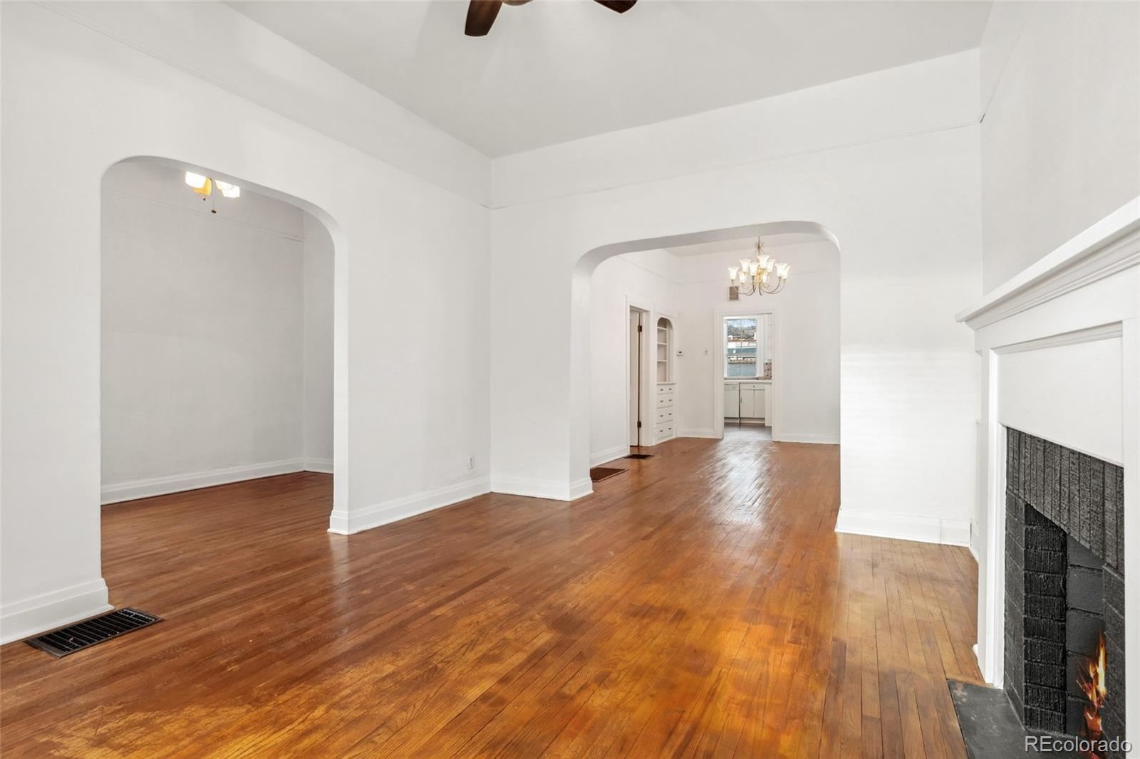MLS Image #9 for 1748 s logan street,denver, Colorado