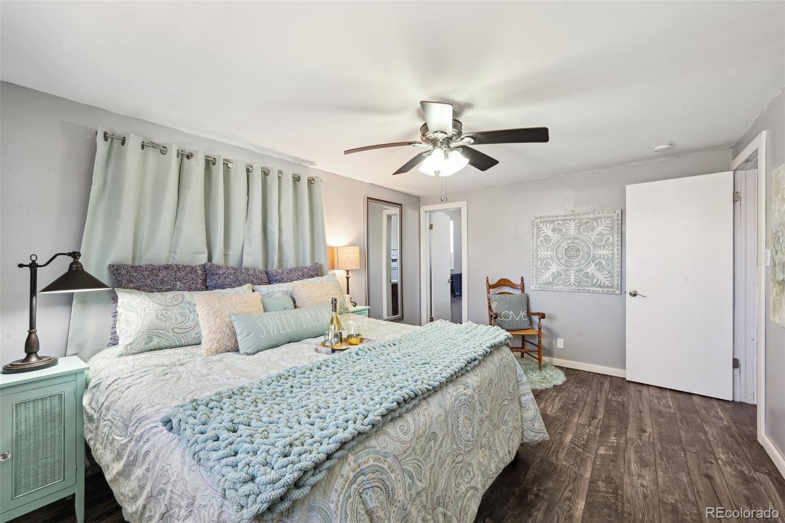 MLS Image #10 for 12931 e 46th avenue,denver, Colorado