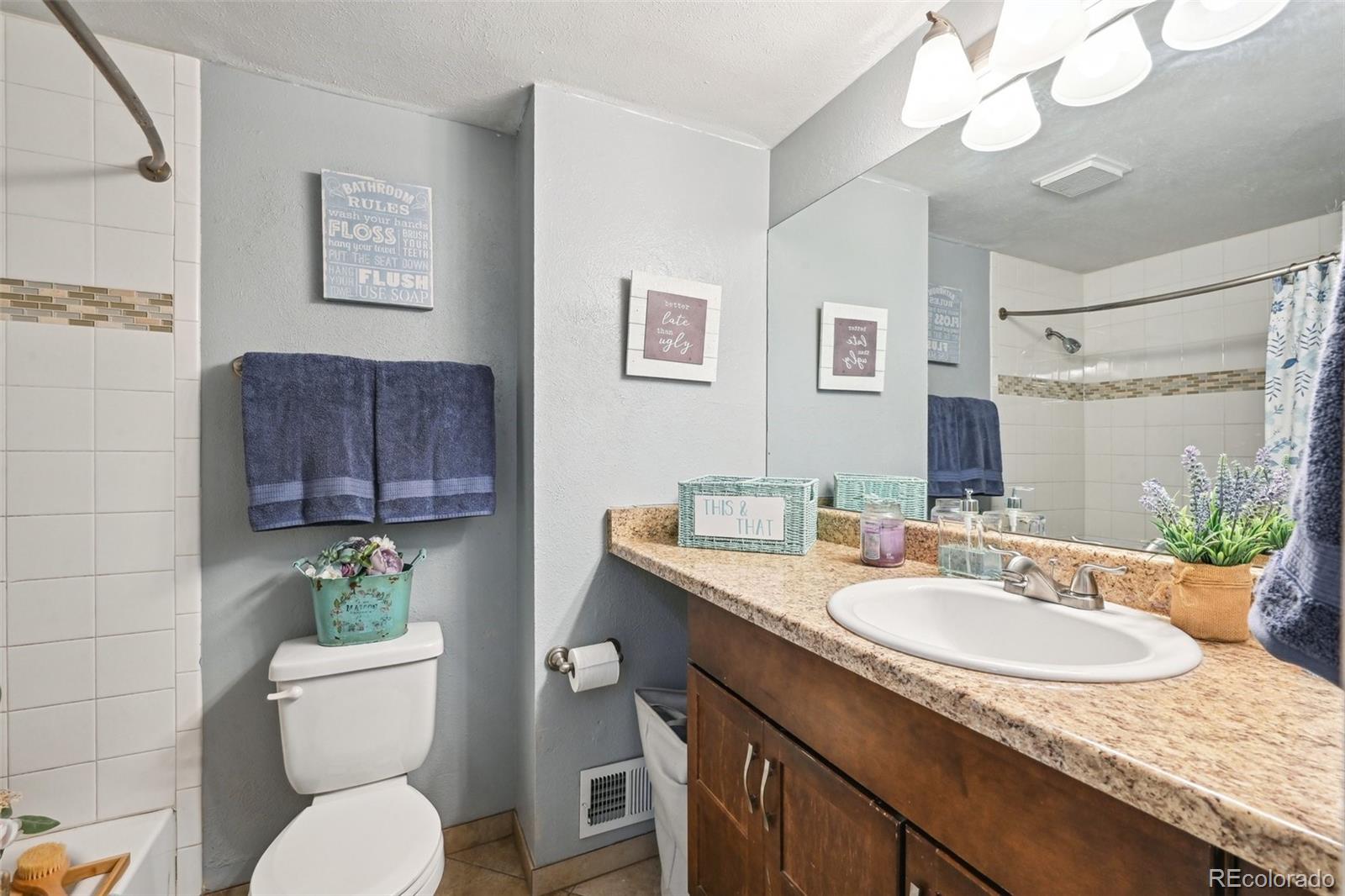 MLS Image #16 for 12931 e 46th avenue,denver, Colorado