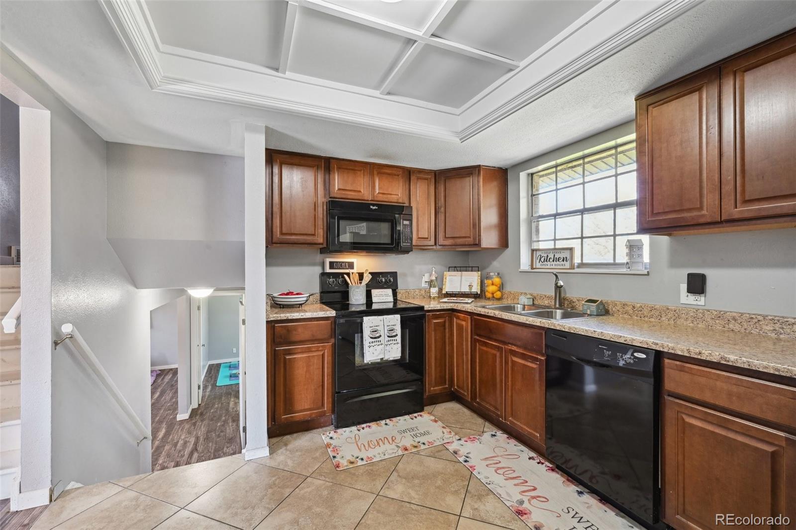 MLS Image #6 for 12931 e 46th avenue,denver, Colorado