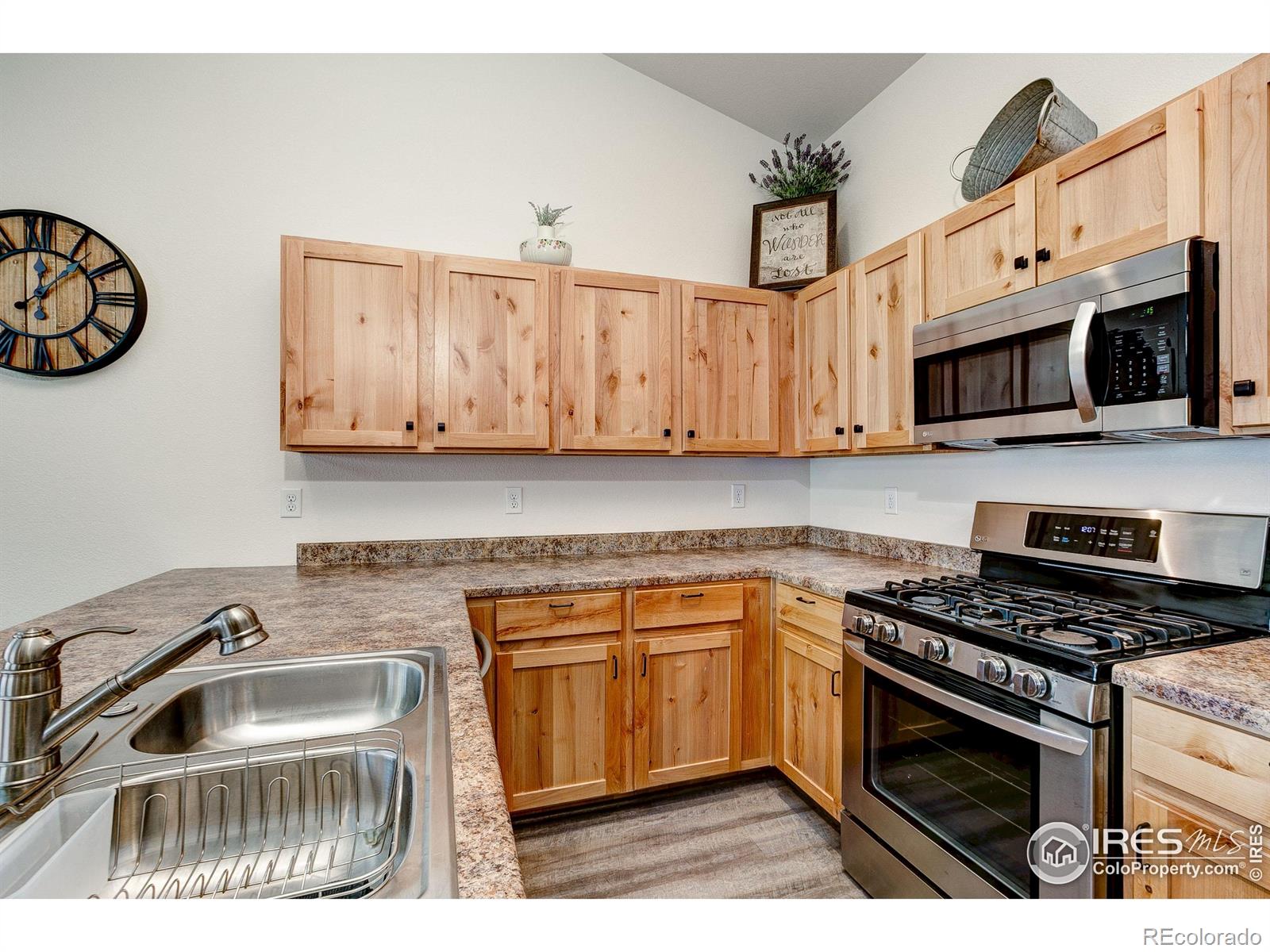 MLS Image #5 for 1316  86th avenue,greeley, Colorado