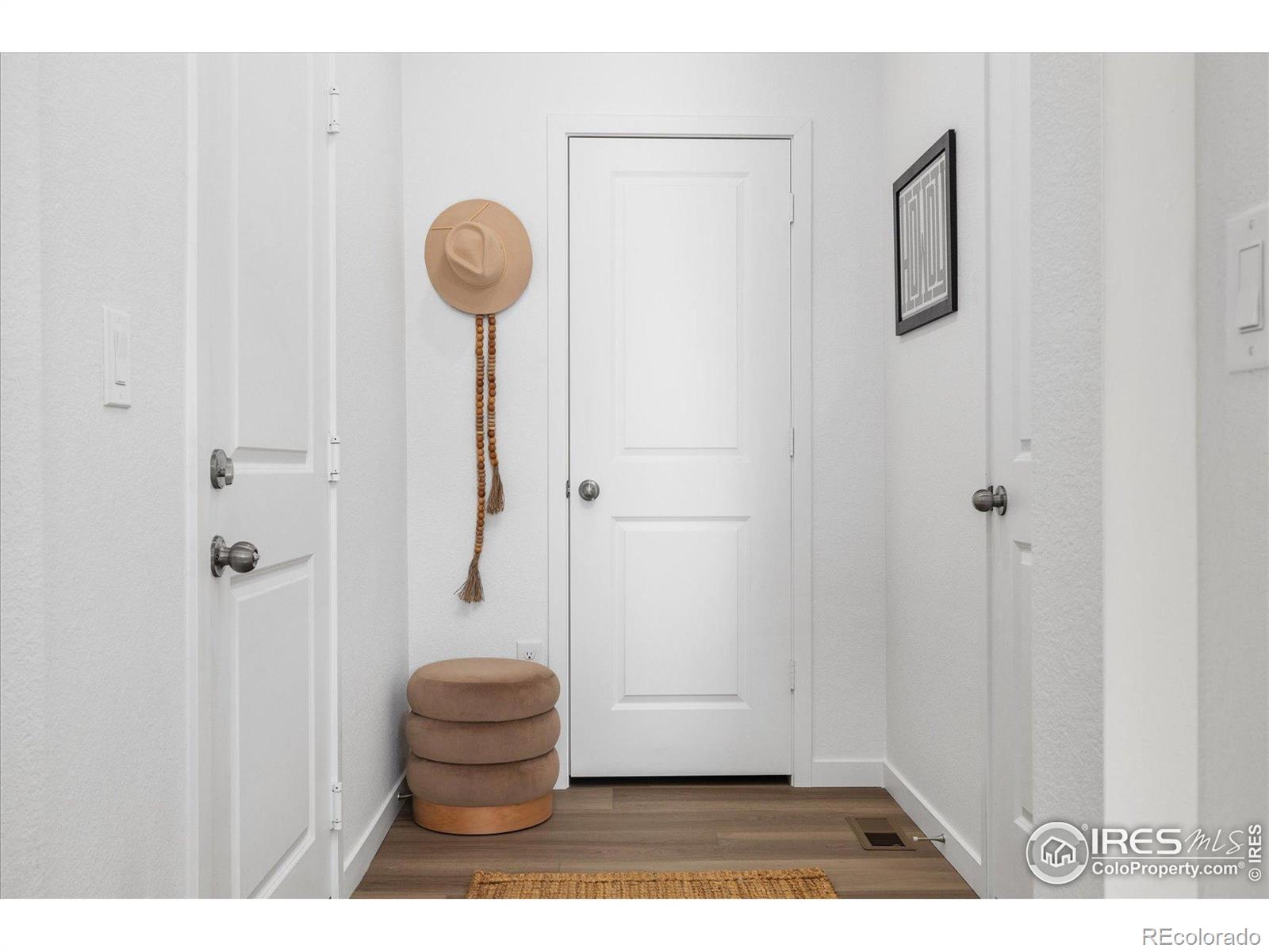 MLS Image #16 for 2260  crescent circle,erie, Colorado