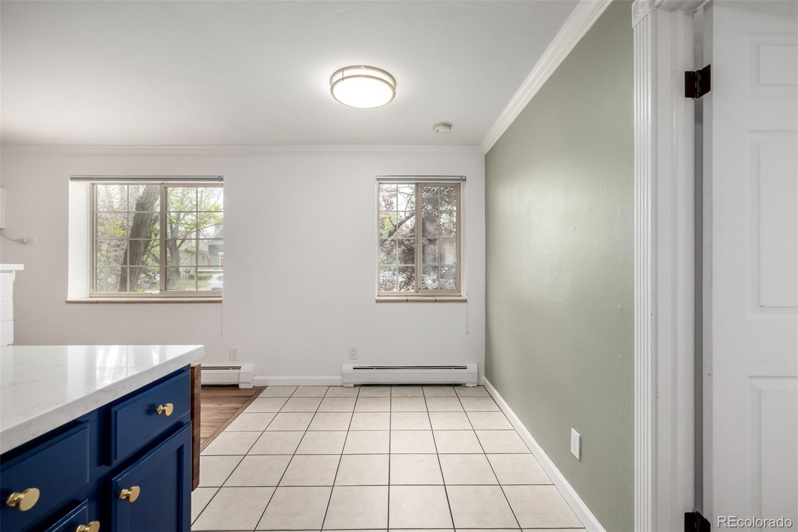 MLS Image #12 for 70 n grant street 10,denver, Colorado