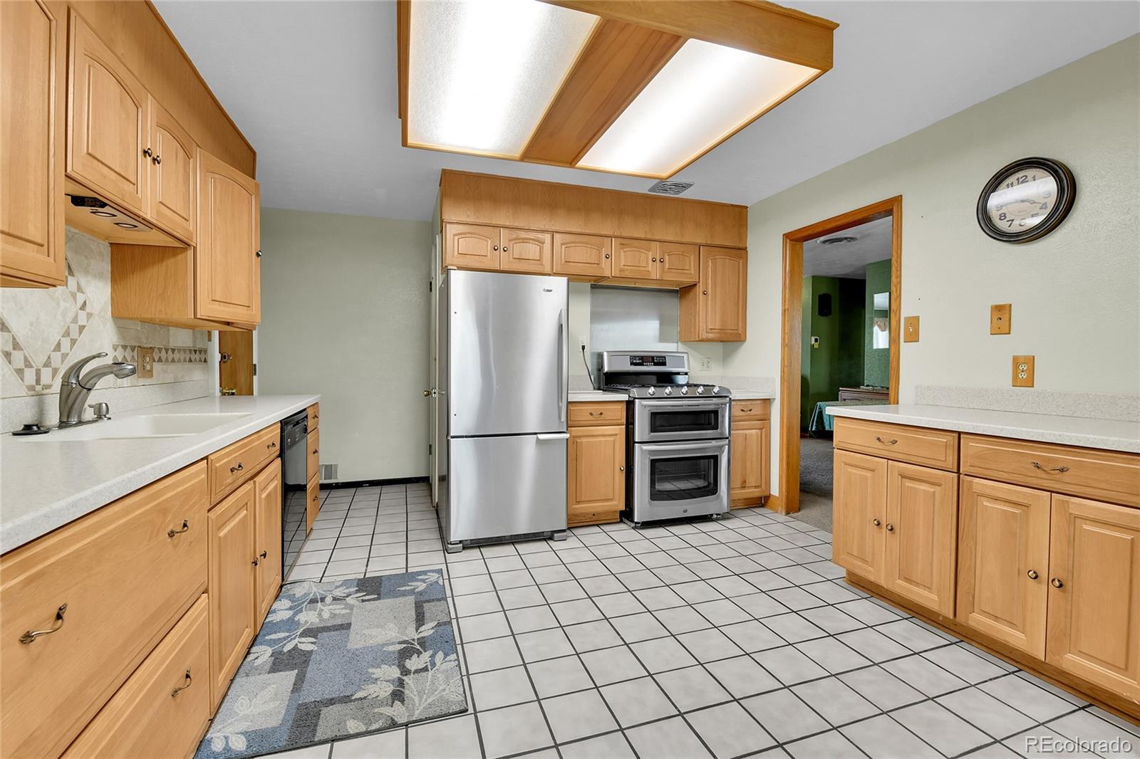 MLS Image #12 for 460 s taft street,lakewood, Colorado