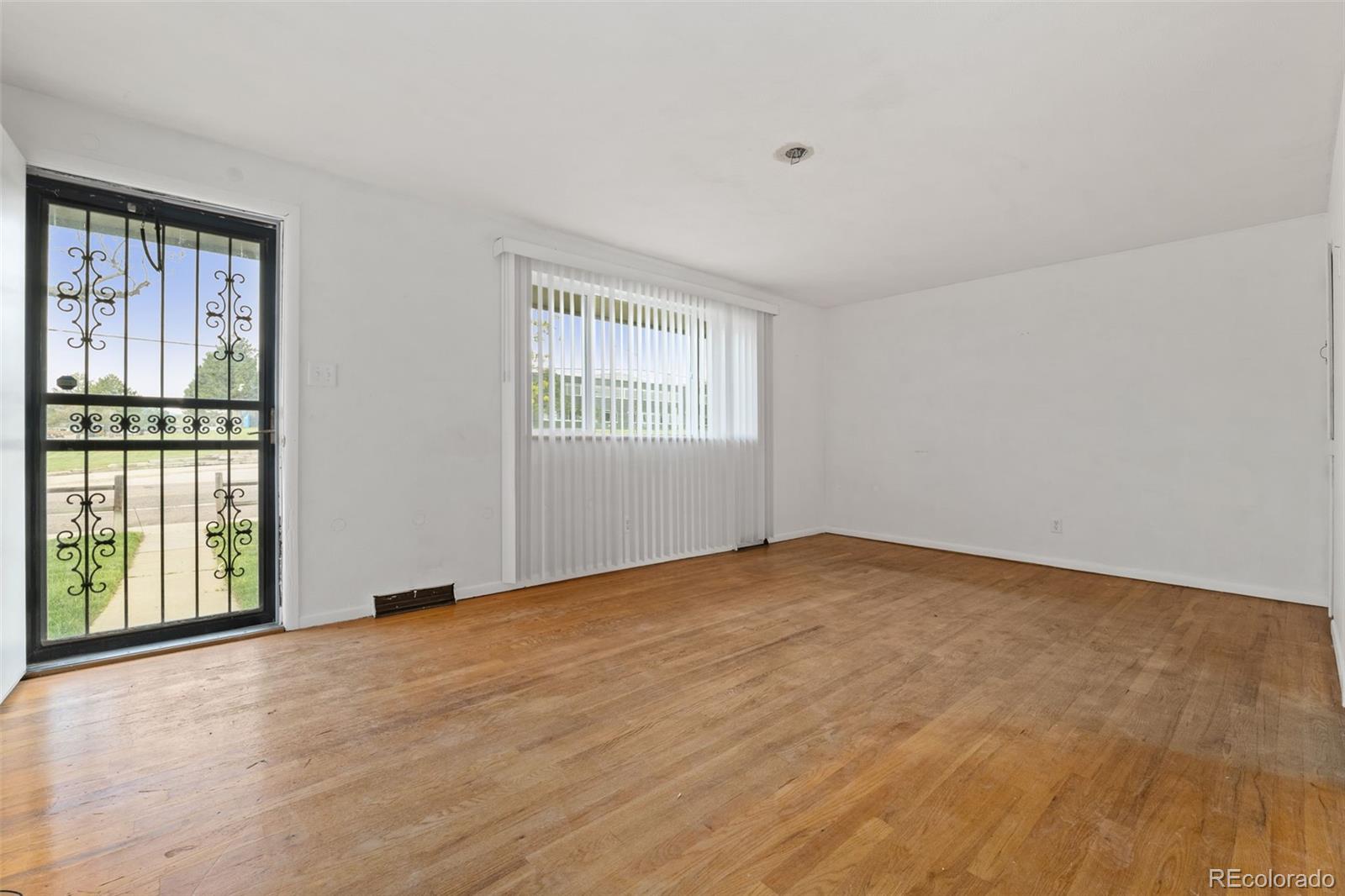 MLS Image #3 for 8012  zuni street,denver, Colorado