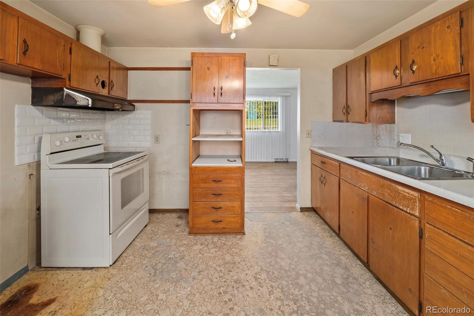 MLS Image #6 for 8012  zuni street,denver, Colorado