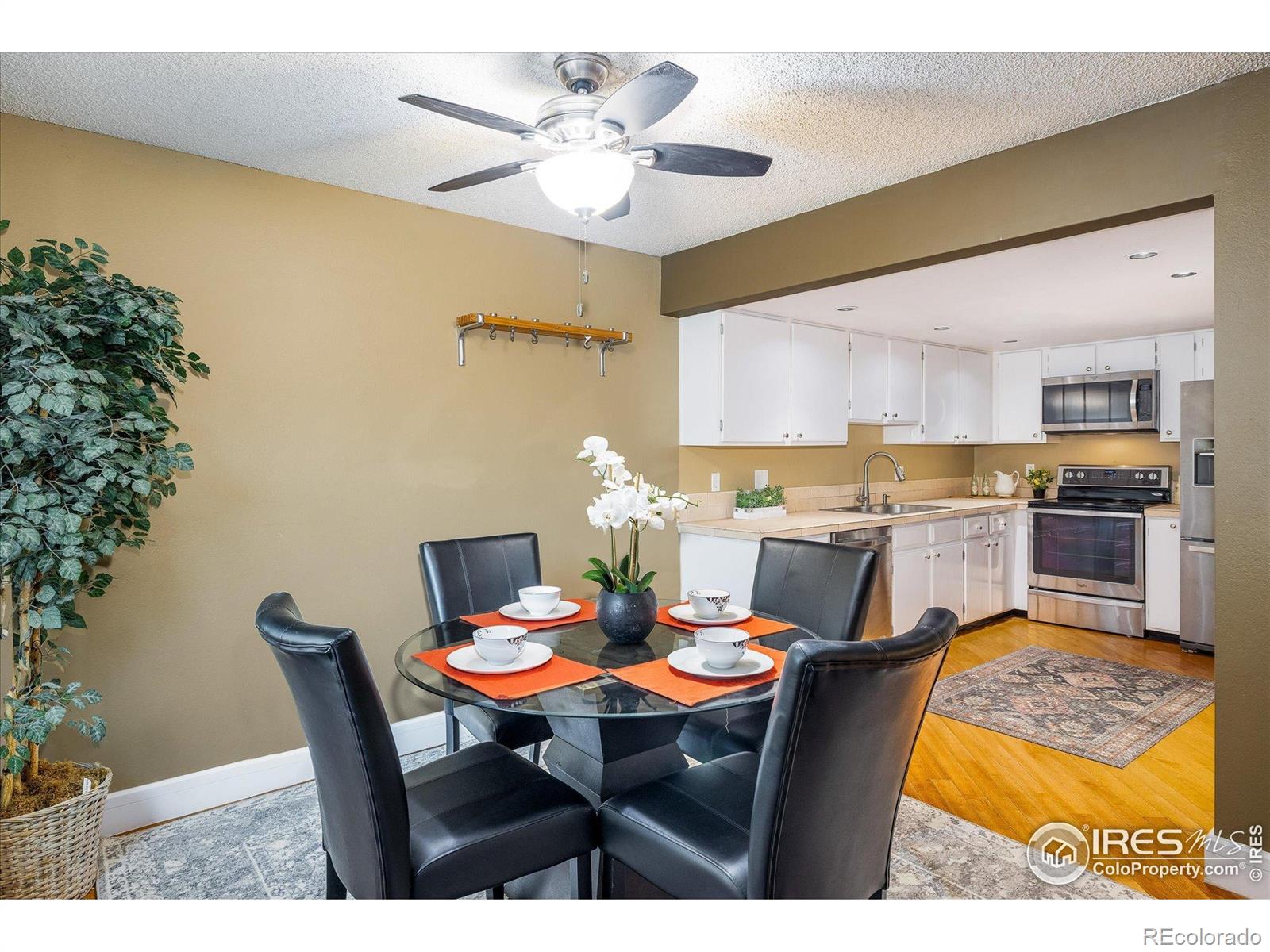 MLS Image #5 for 2976  eagle way,boulder, Colorado
