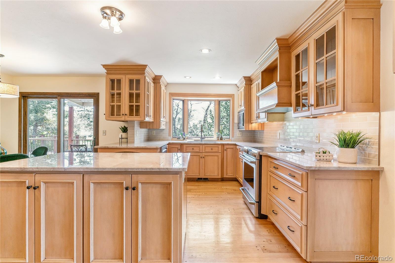 MLS Image #12 for 6093  willowbrook drive,morrison, Colorado