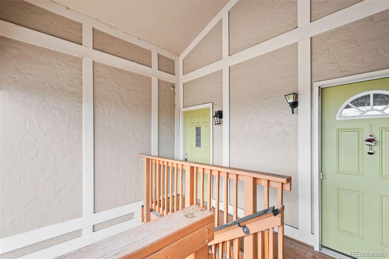 MLS Image #4 for 9677 w chatfield avenue e,littleton, Colorado