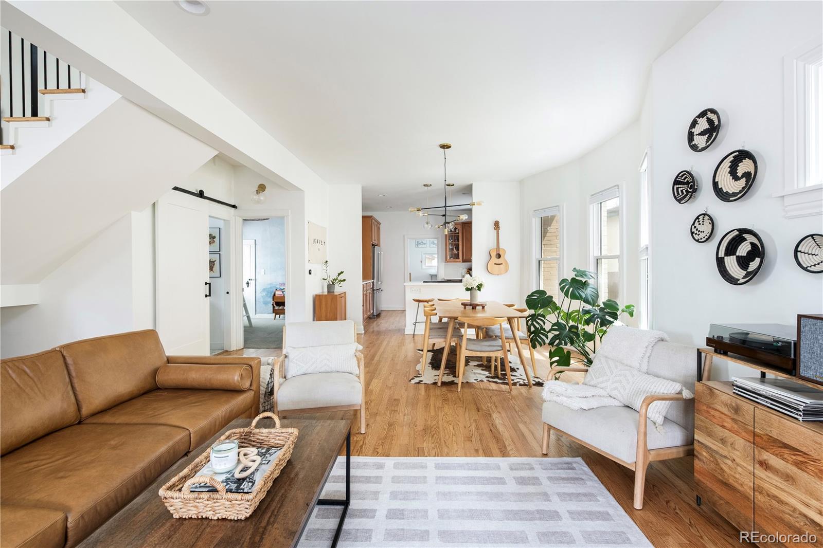 MLS Image #17 for 840 s pennsylvania street,denver, Colorado