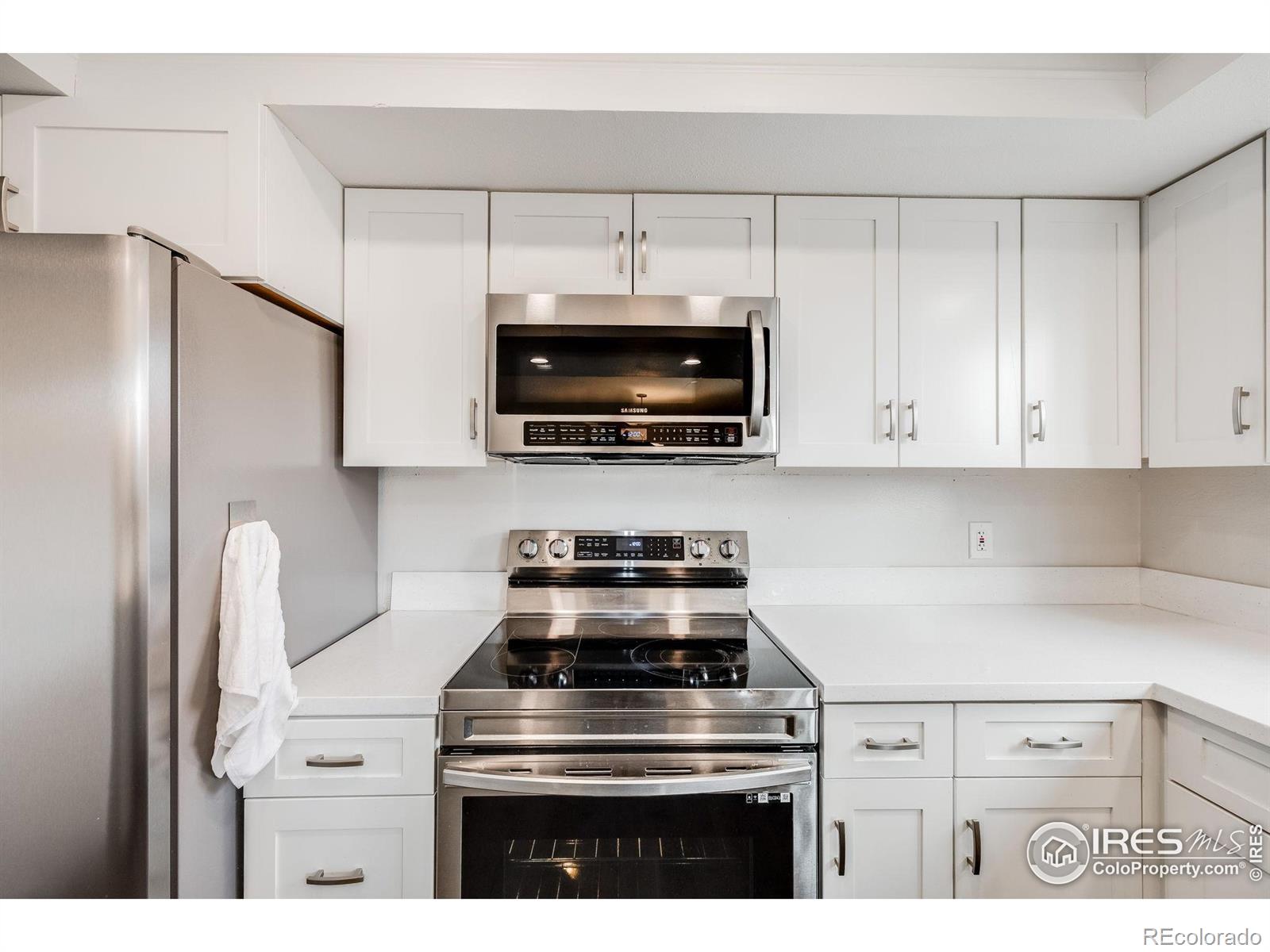 MLS Image #3 for 3964 s yosemite street ,denver, Colorado