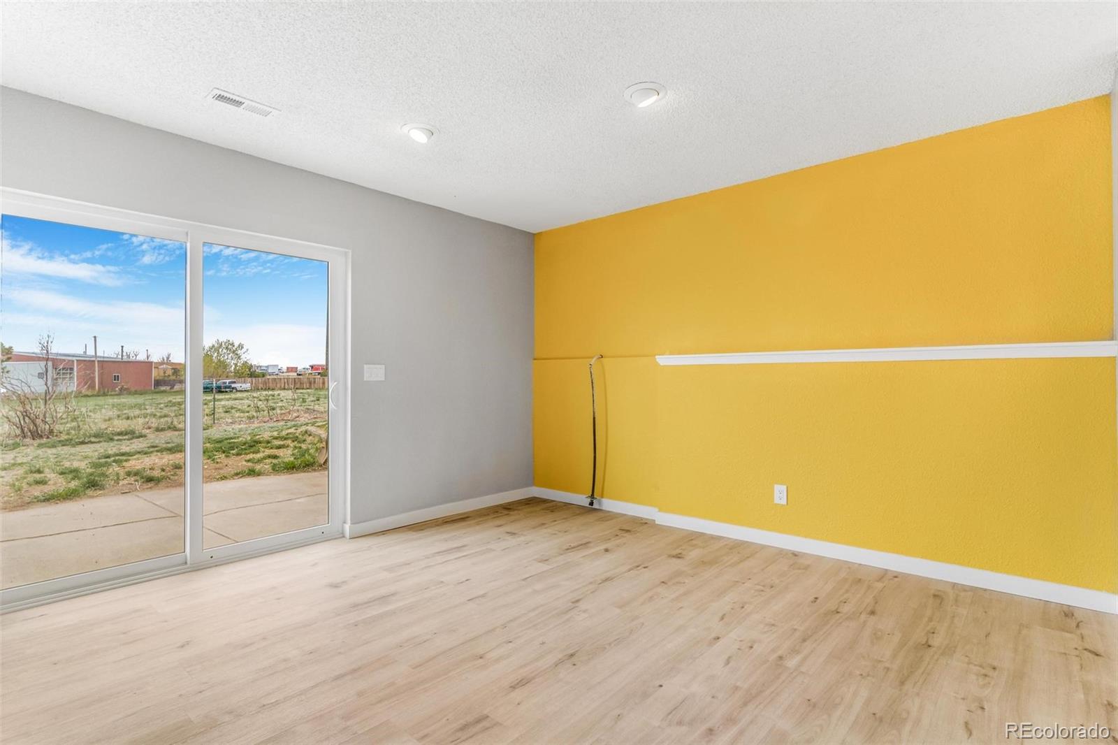 MLS Image #15 for 957  odessa street,aurora, Colorado